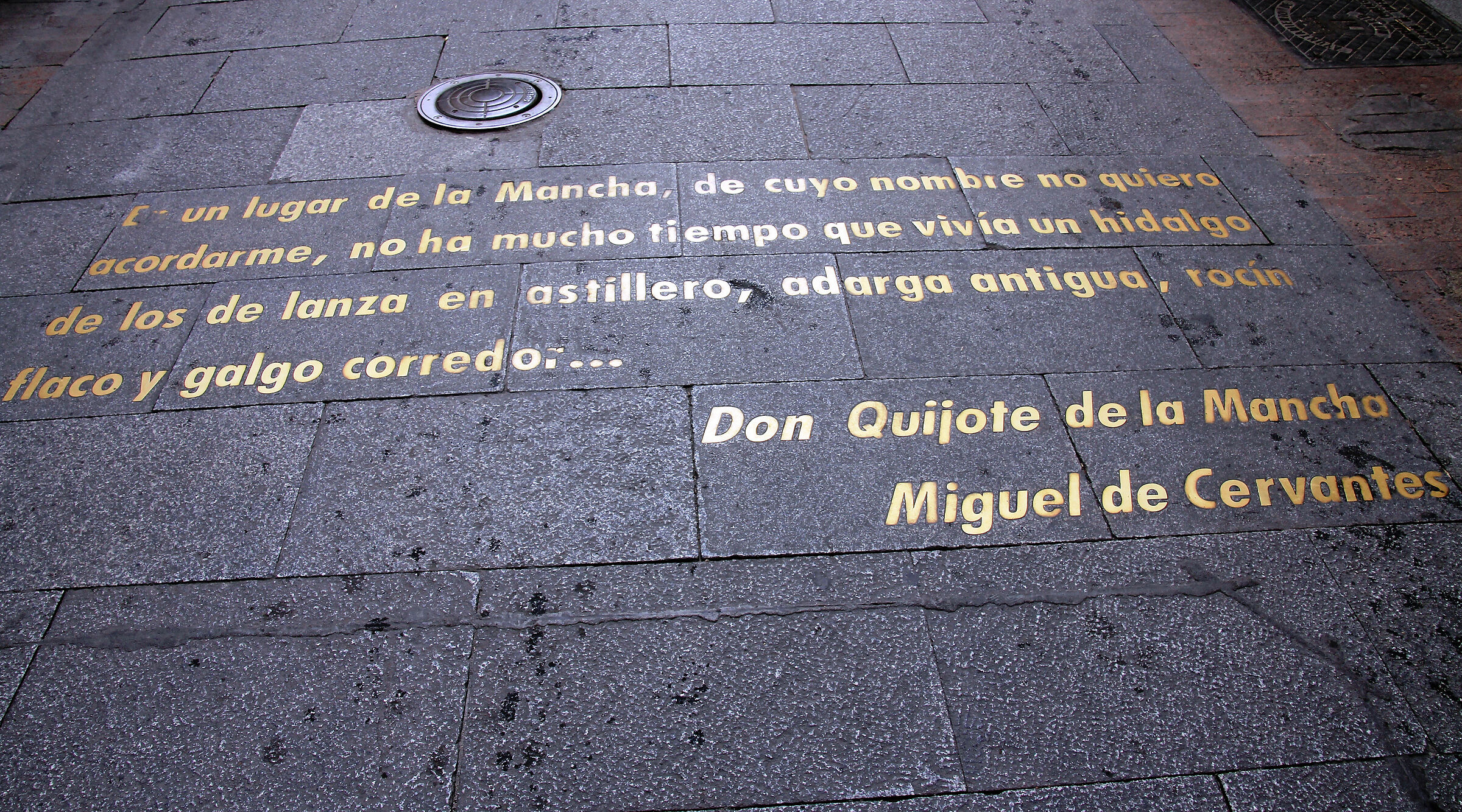 Madrid: "Incipit" del Don Chisciotte di Cervantes