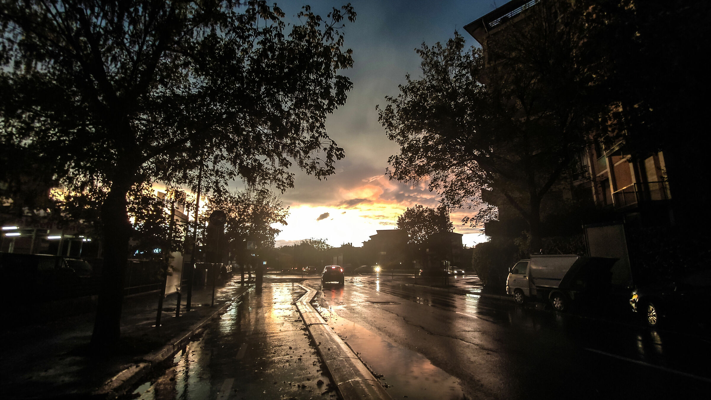Un tramonto dopo la pioggia