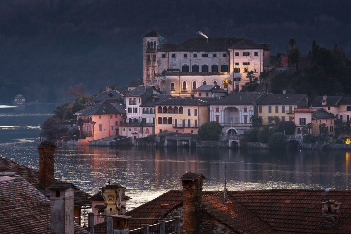 Sopra i tetti del borgo ...