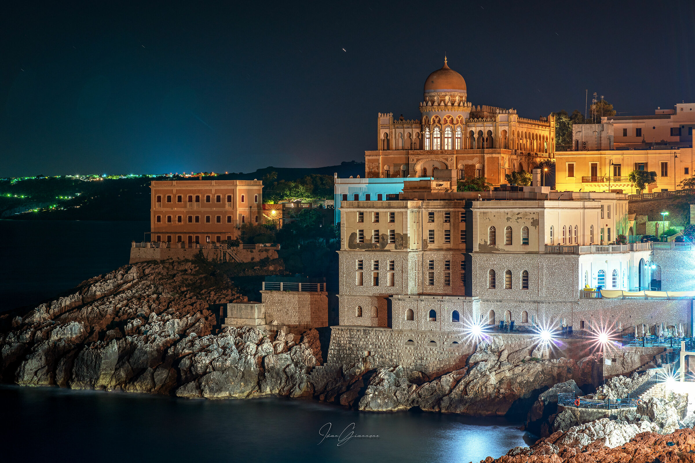 Santa Caesarby by night