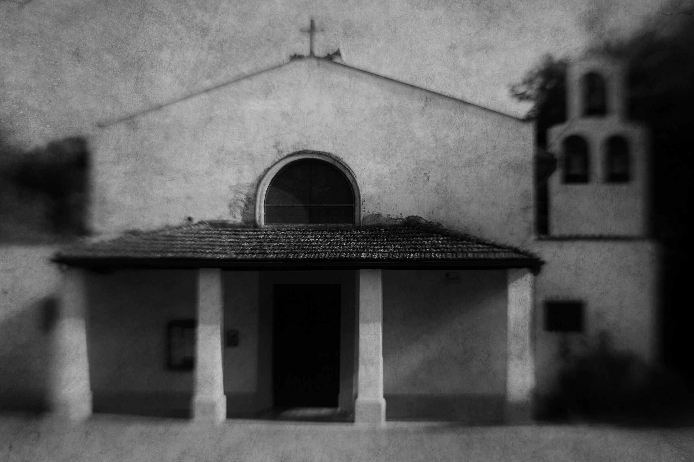 Chiesetta di Coltano