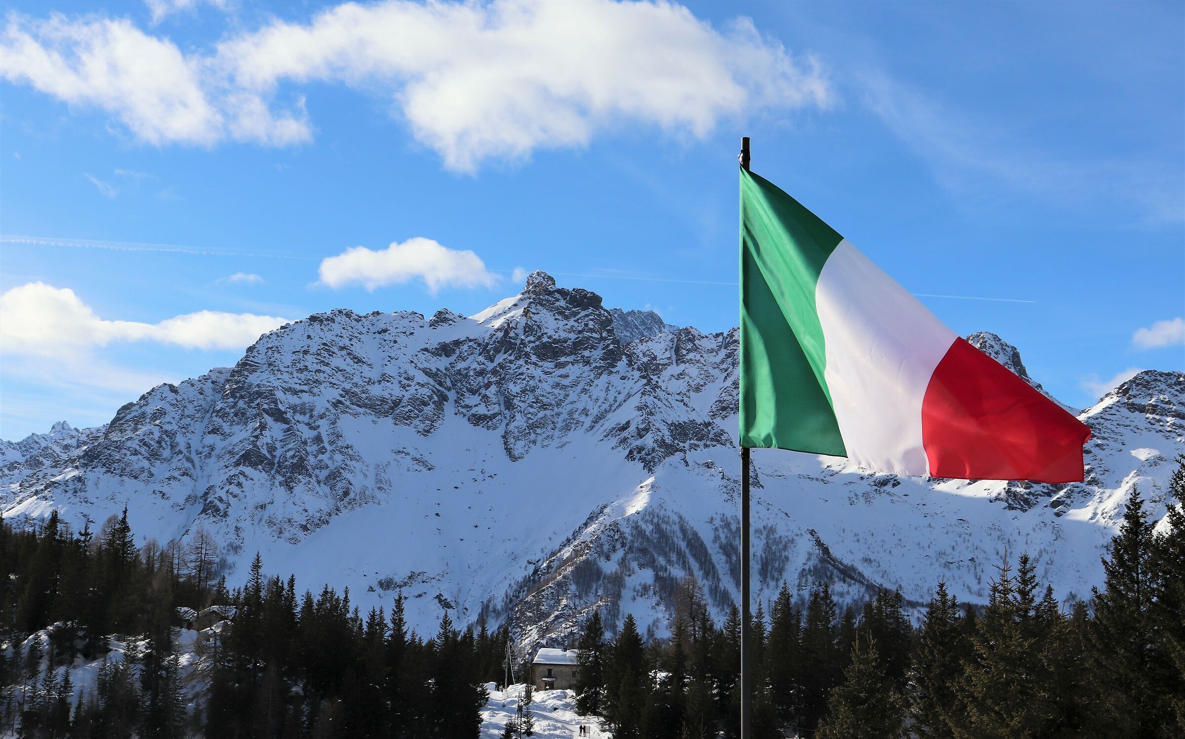 Vista del Monte Braccia dal rifugio Lago Palù
