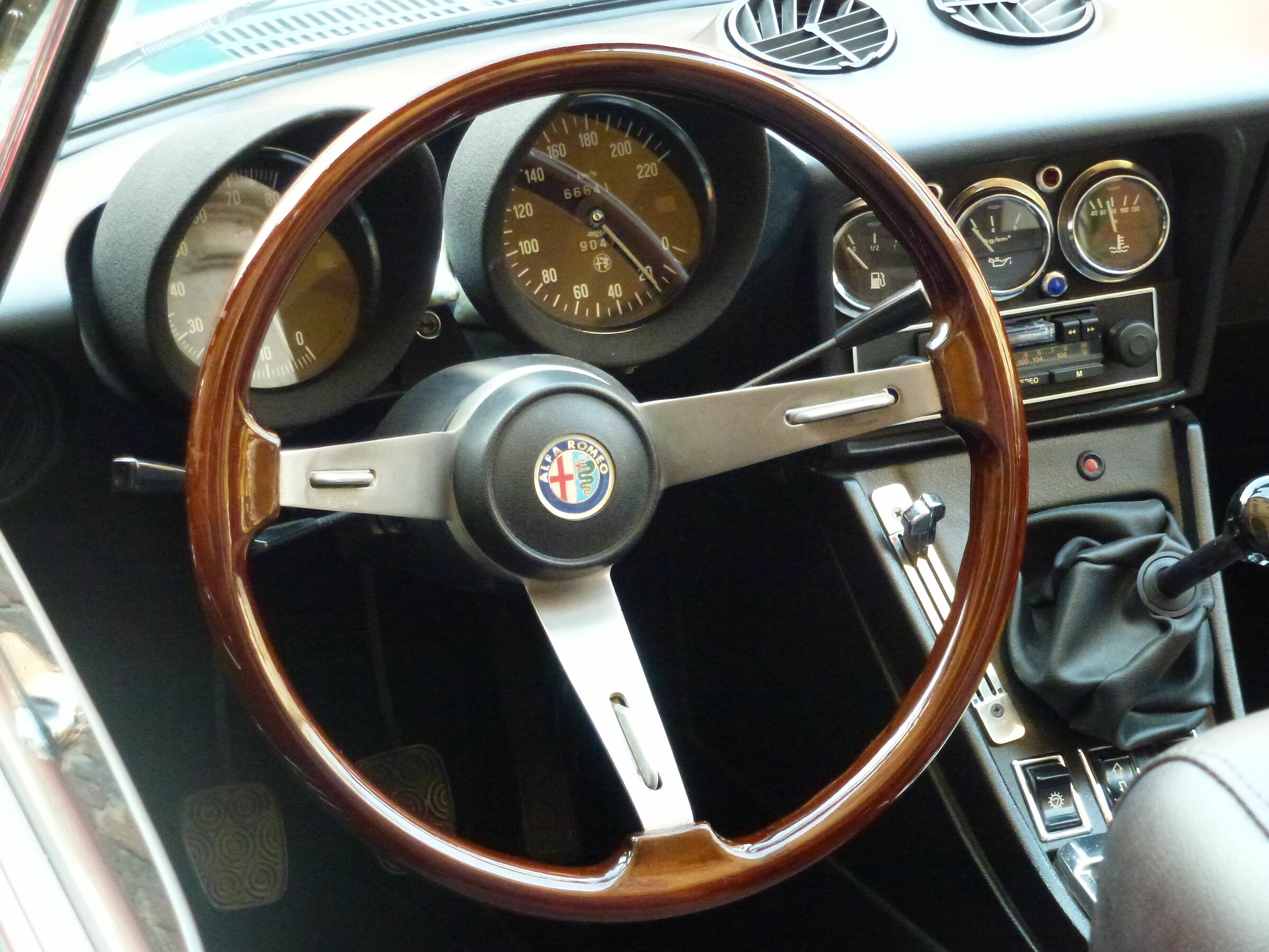Still life IV - the dashboard of the Alfa Duet