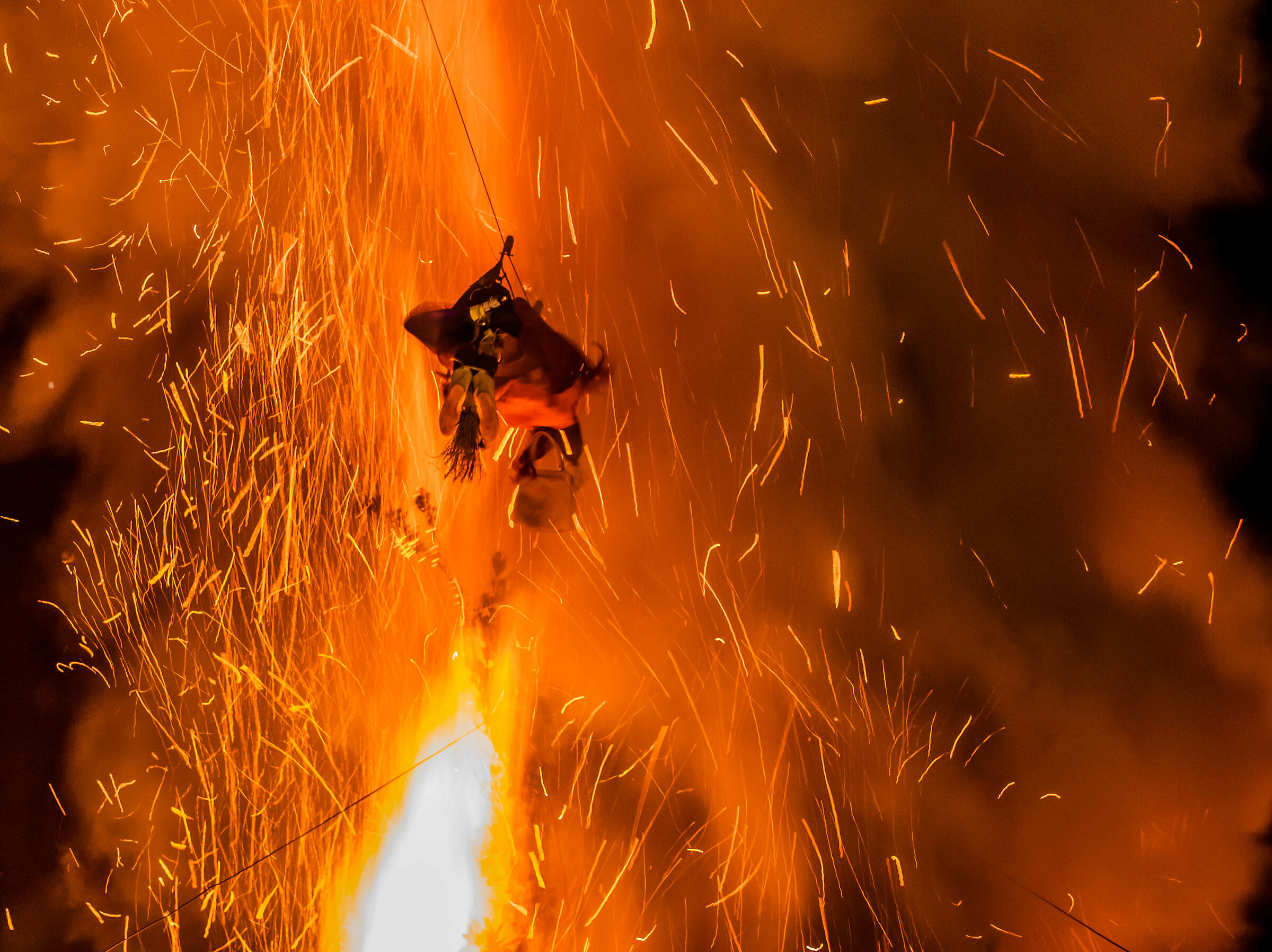 Befana fiammeggiante