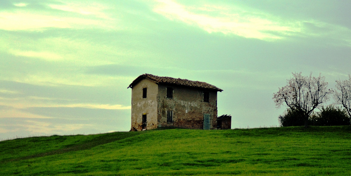ruin Savignano sul Panaro