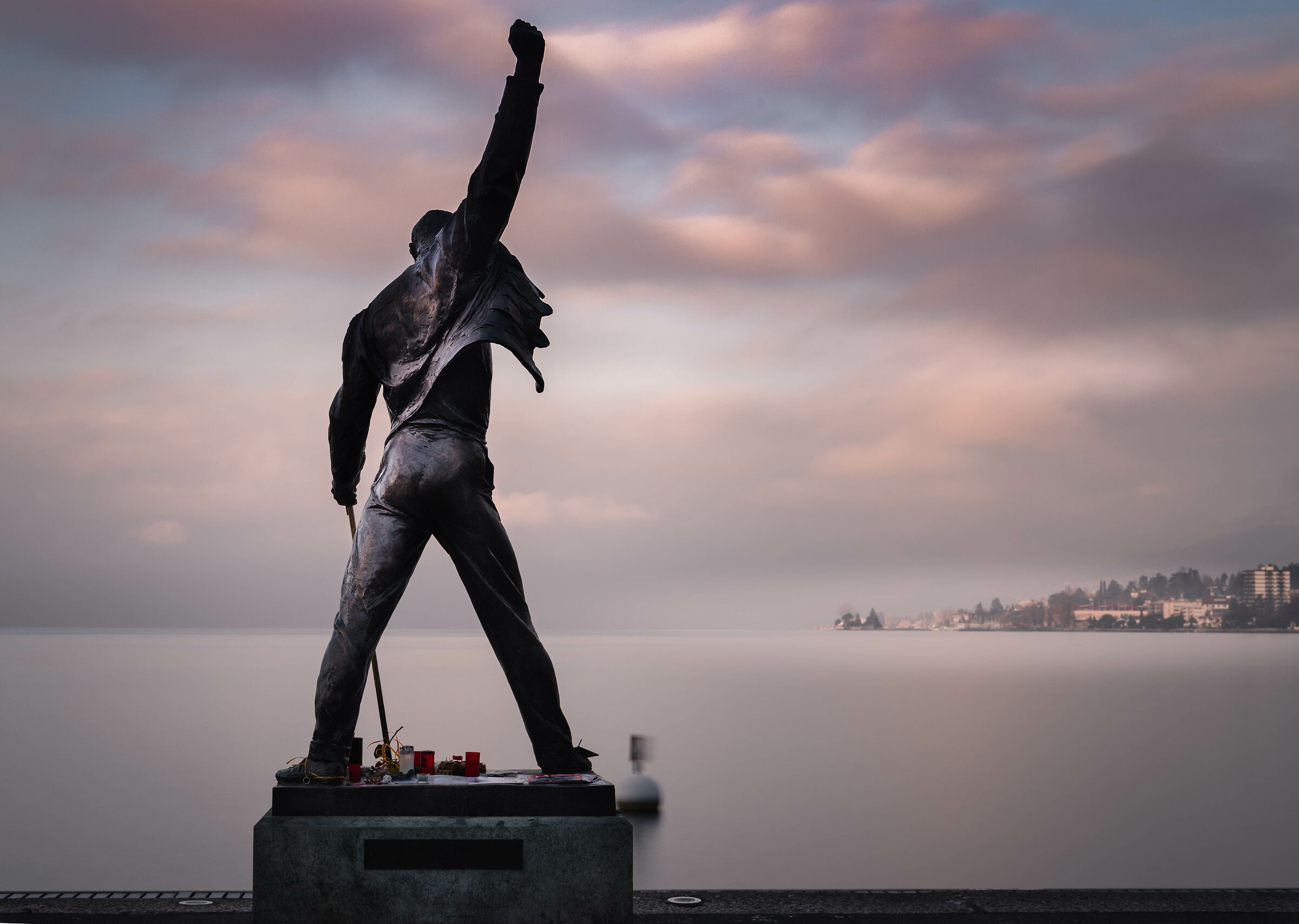 Freddie Mercury memorial statue - Montreux