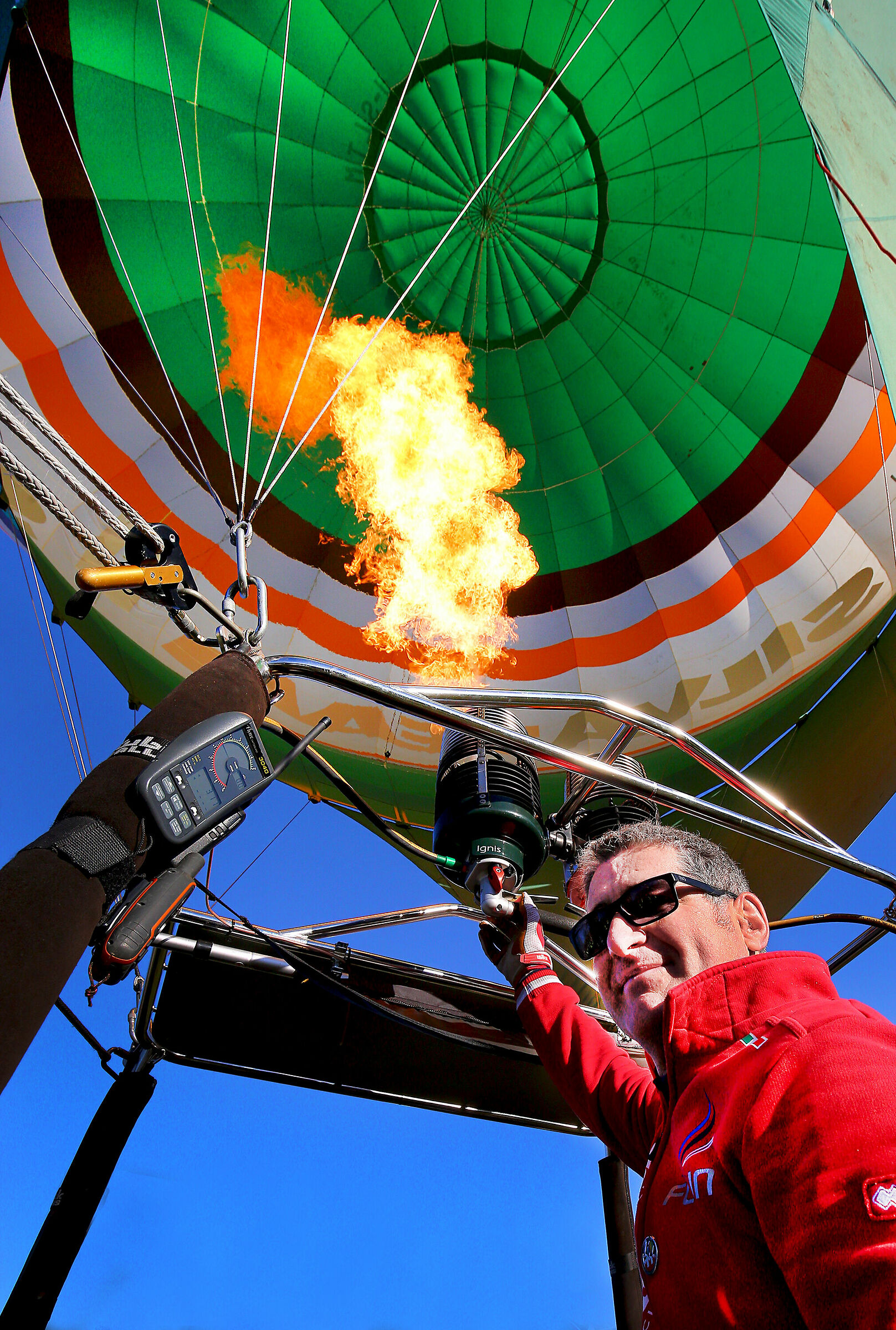 Fire It Flys up 32nd World Balloon Rally