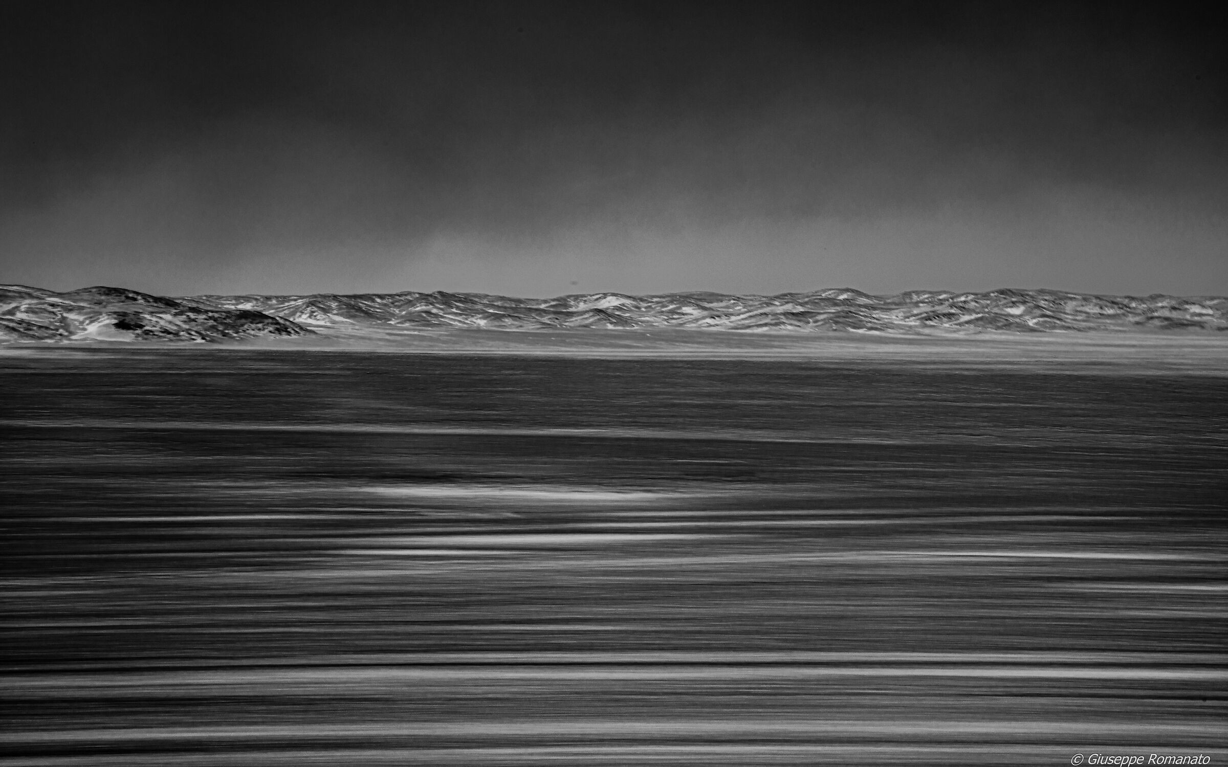 Skeleton Coast, dalla macchina in corsa.
