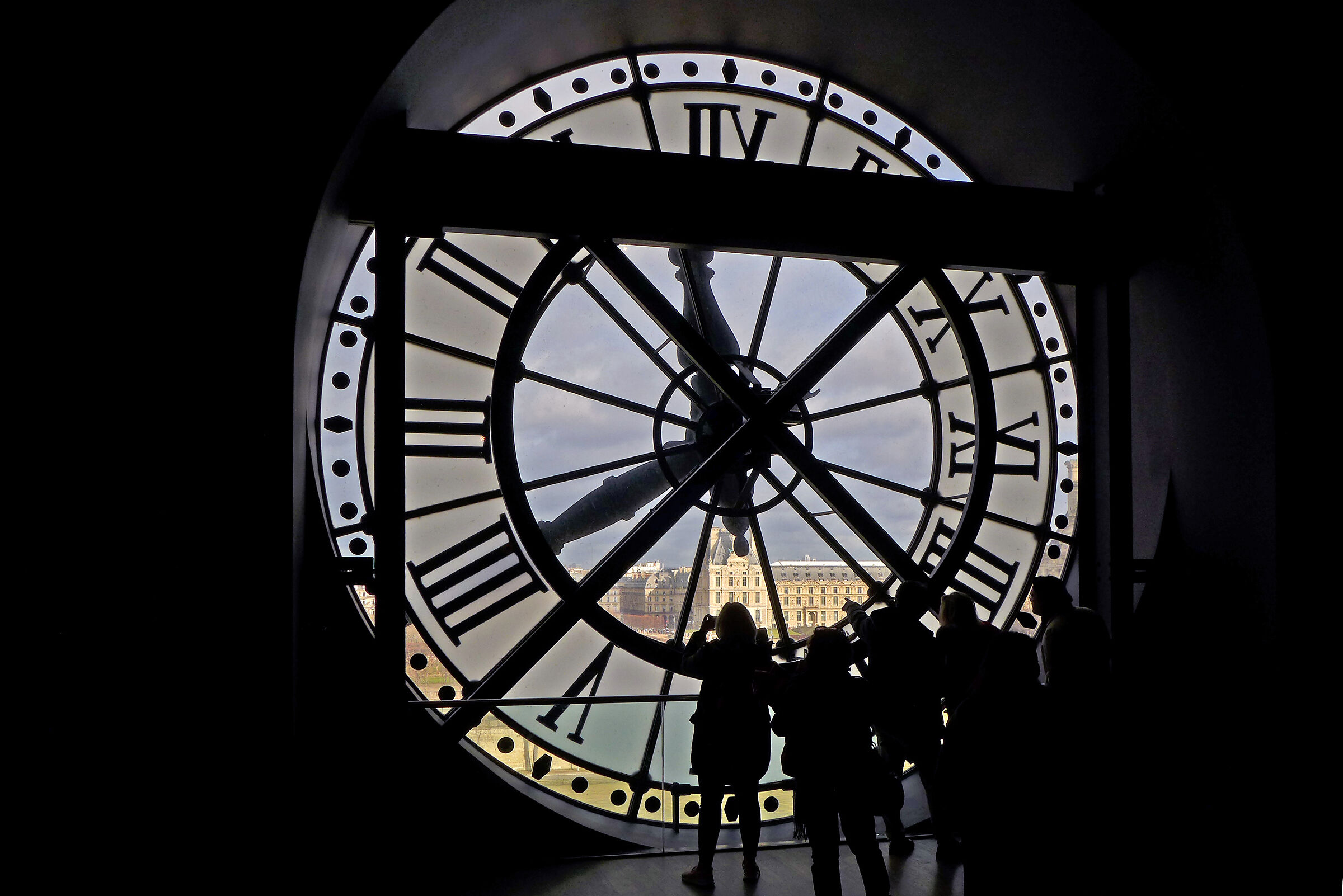 derrière une horloge after 20 years