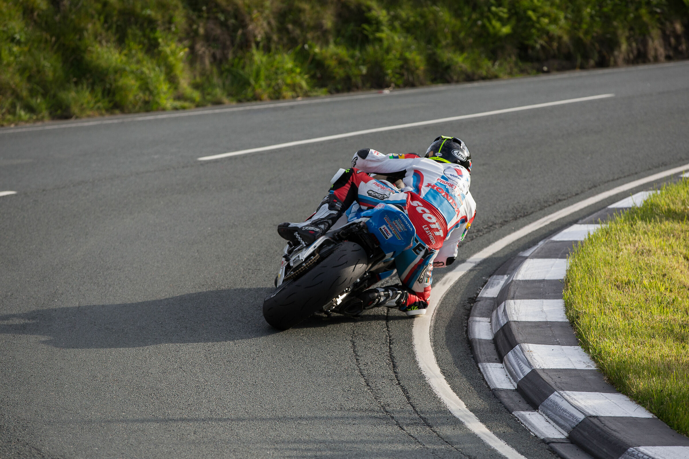 Ian Hutchinson - Gooseneck