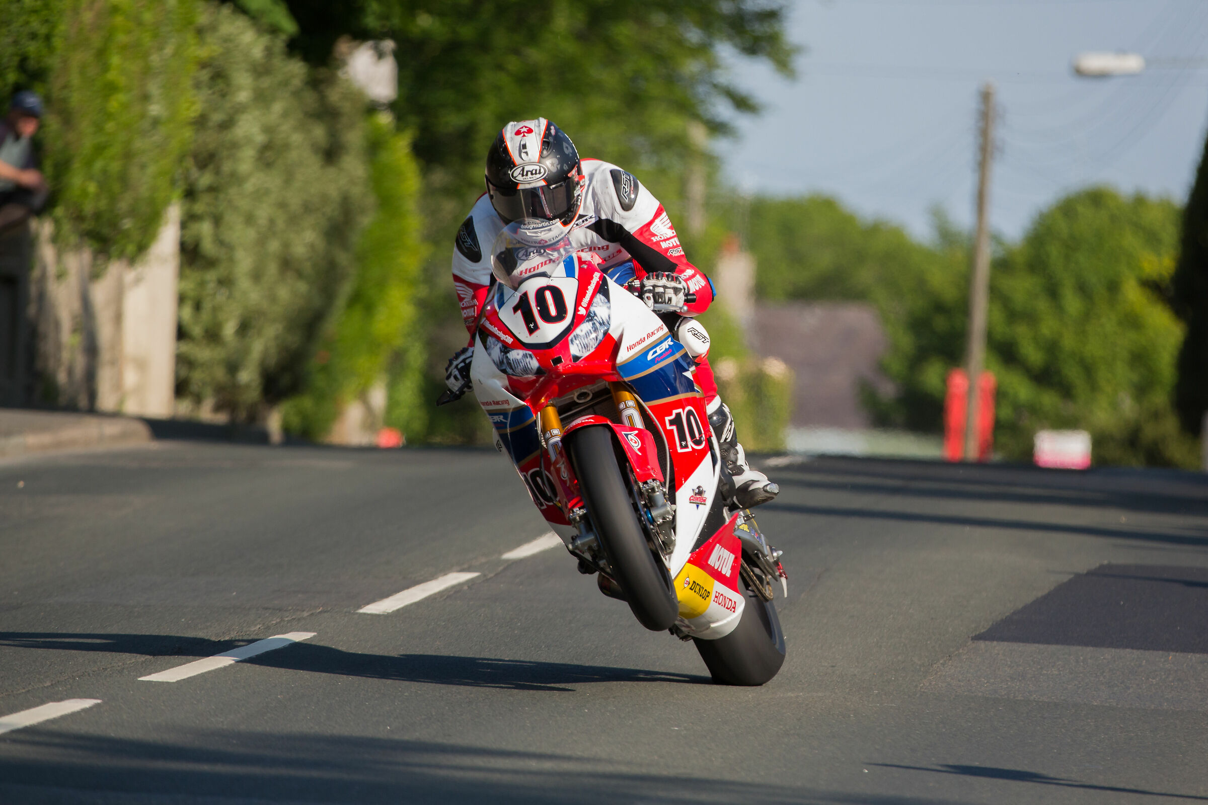 Conor Cummins - Glen Vine