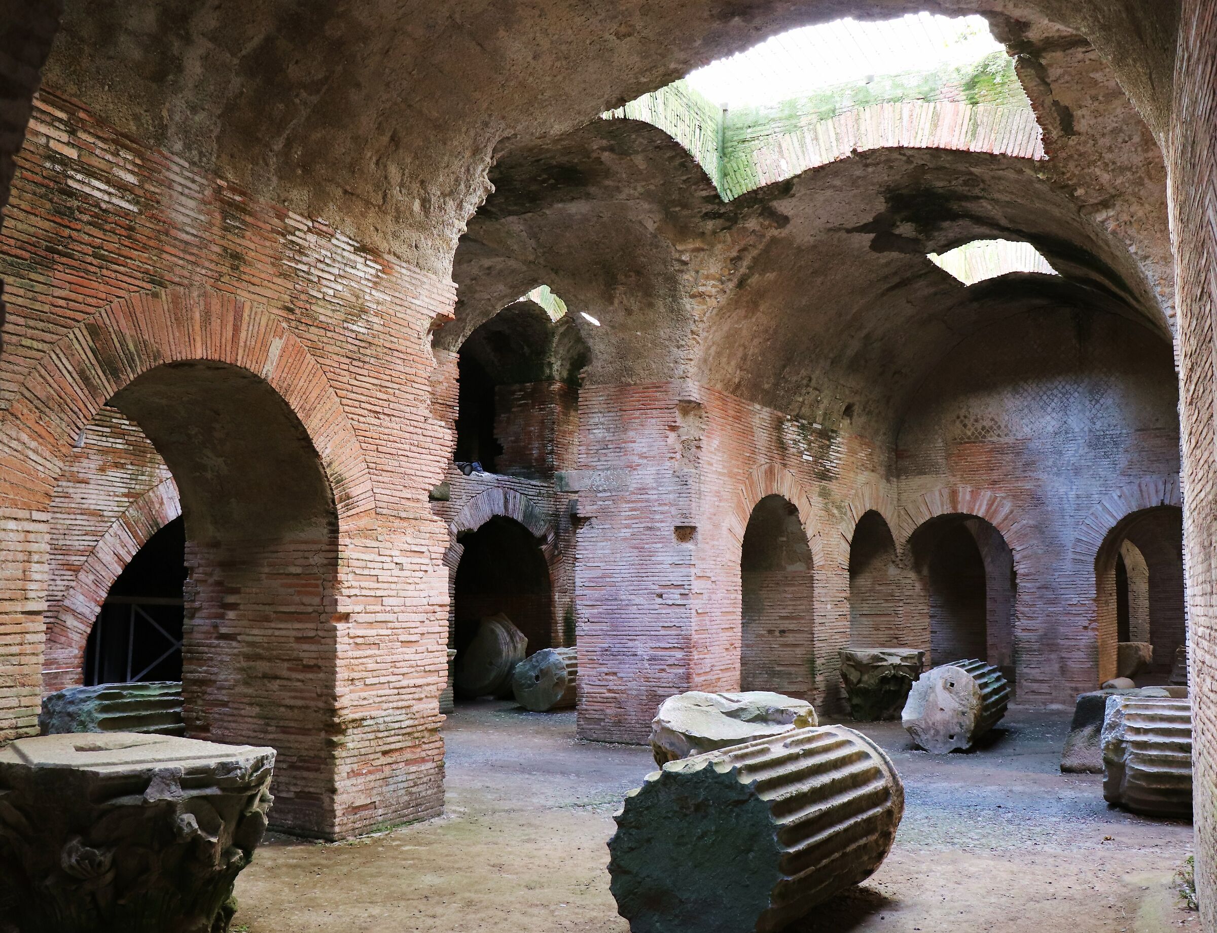amphitheater flavio poscioli (na)