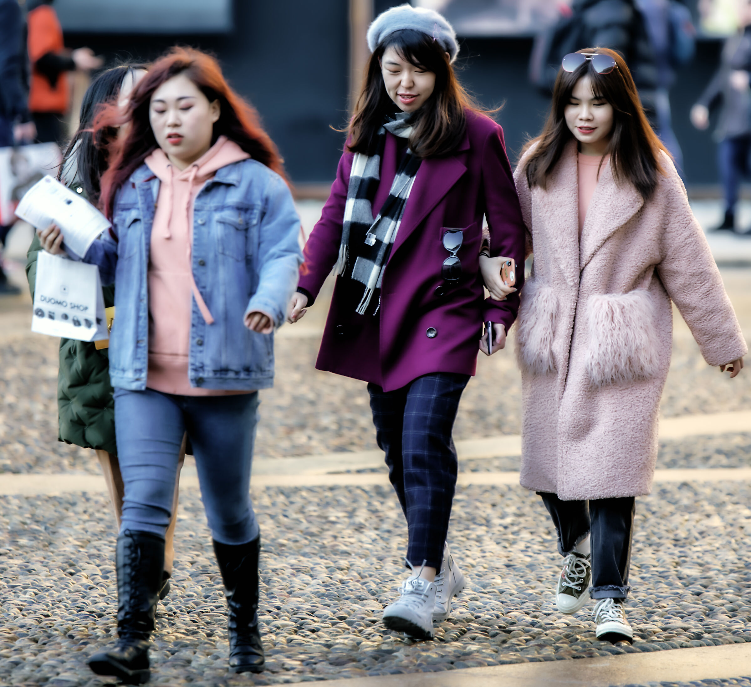 Pyjamarama, Northern