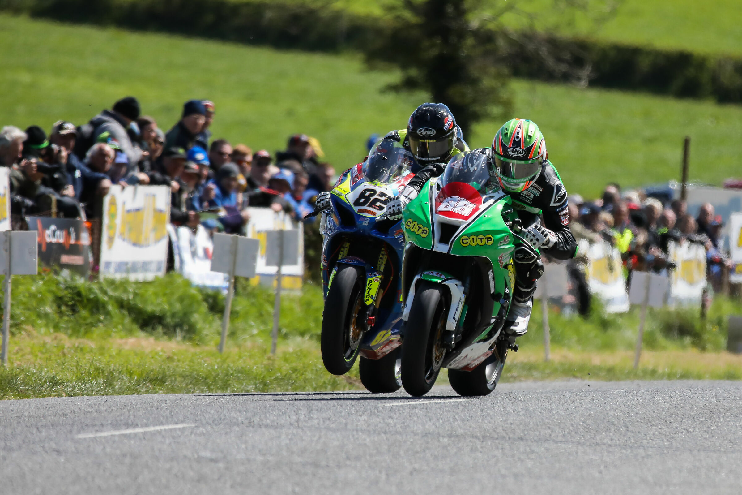 Derek & Derek - Tandragee 100