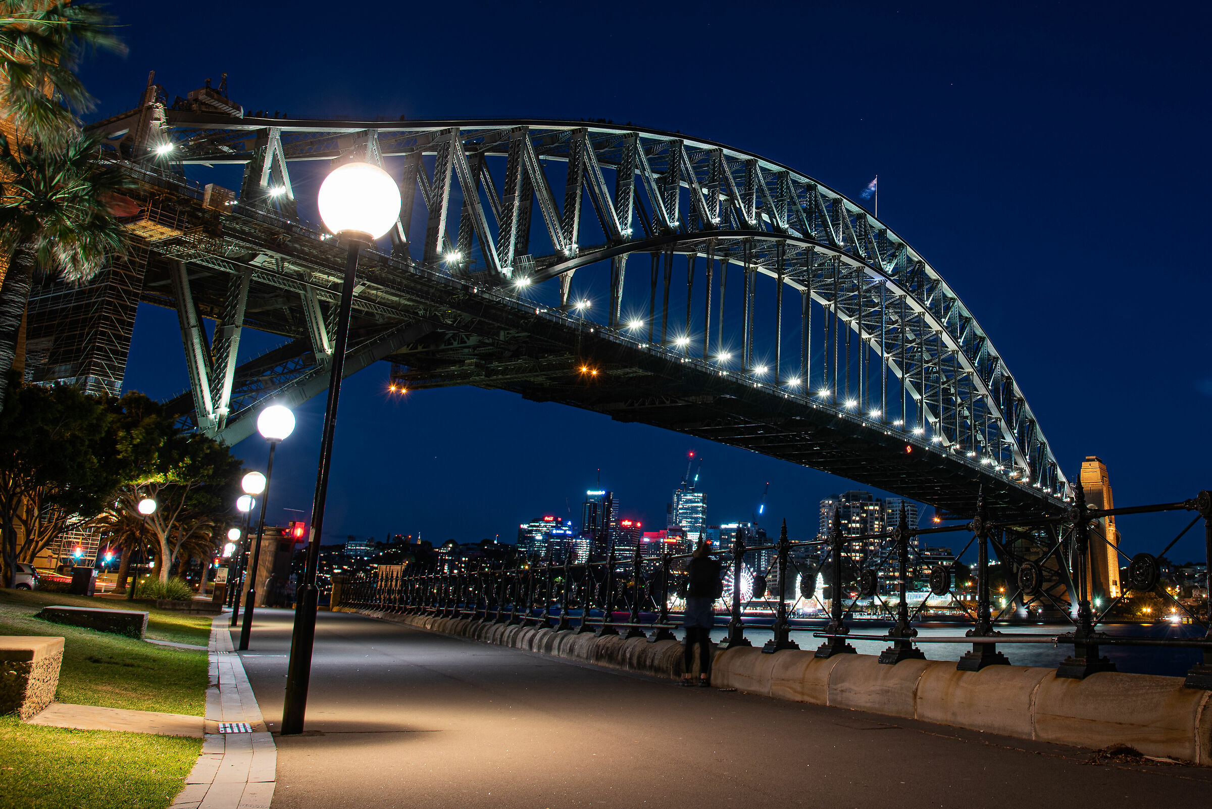 Sydney harbour bridge by night