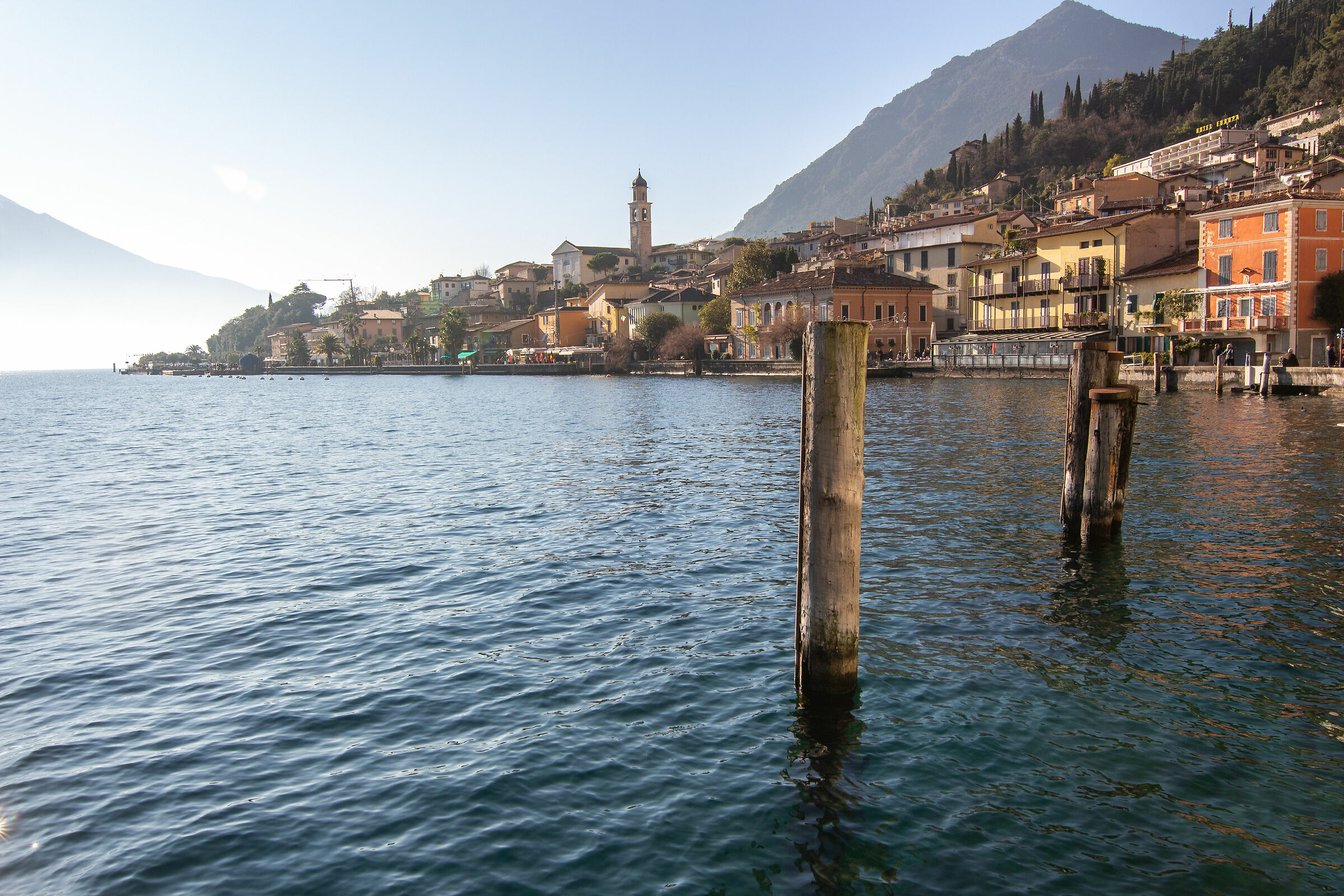Sun and Mist on Garda Lemon