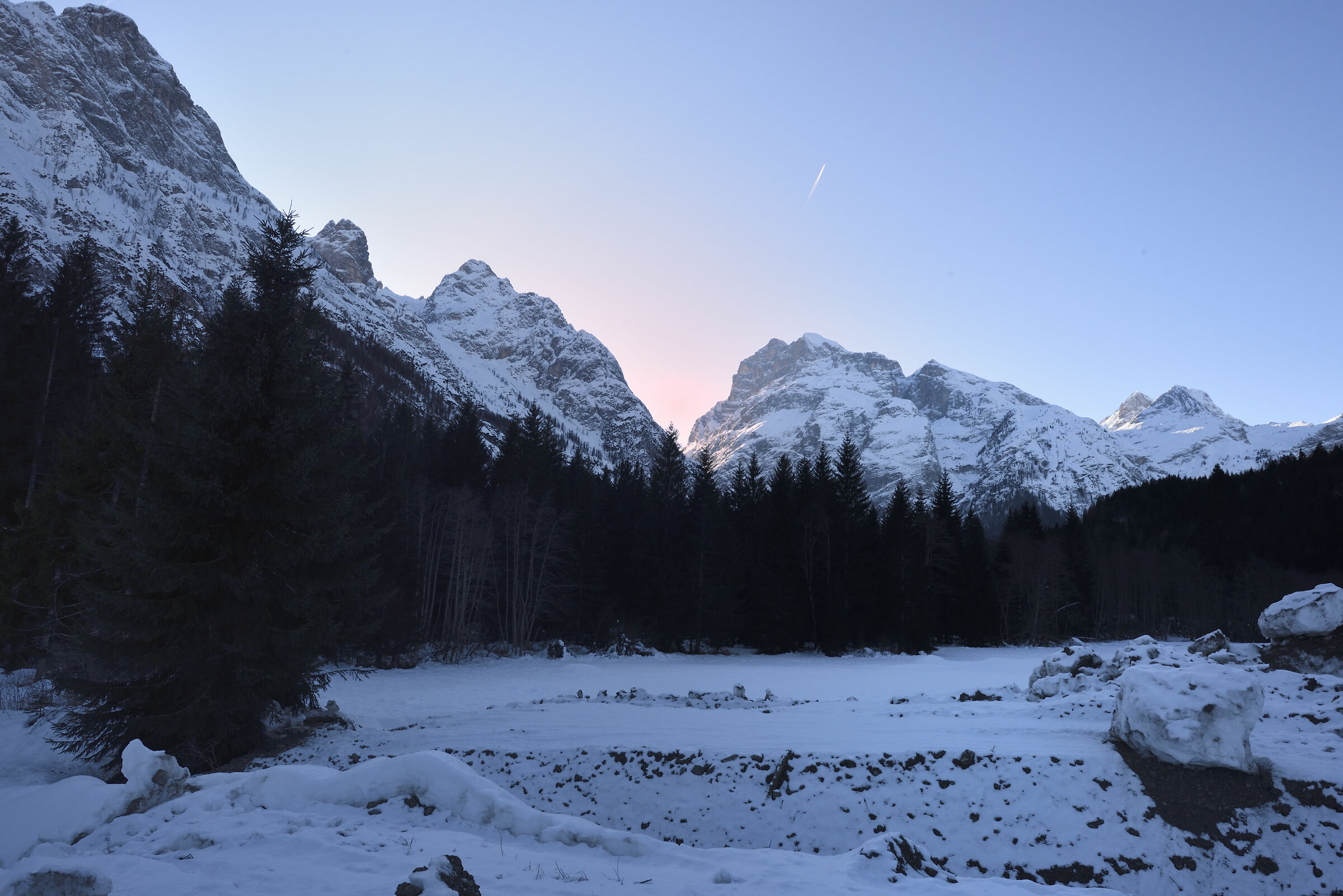 mountain (but goes!?)