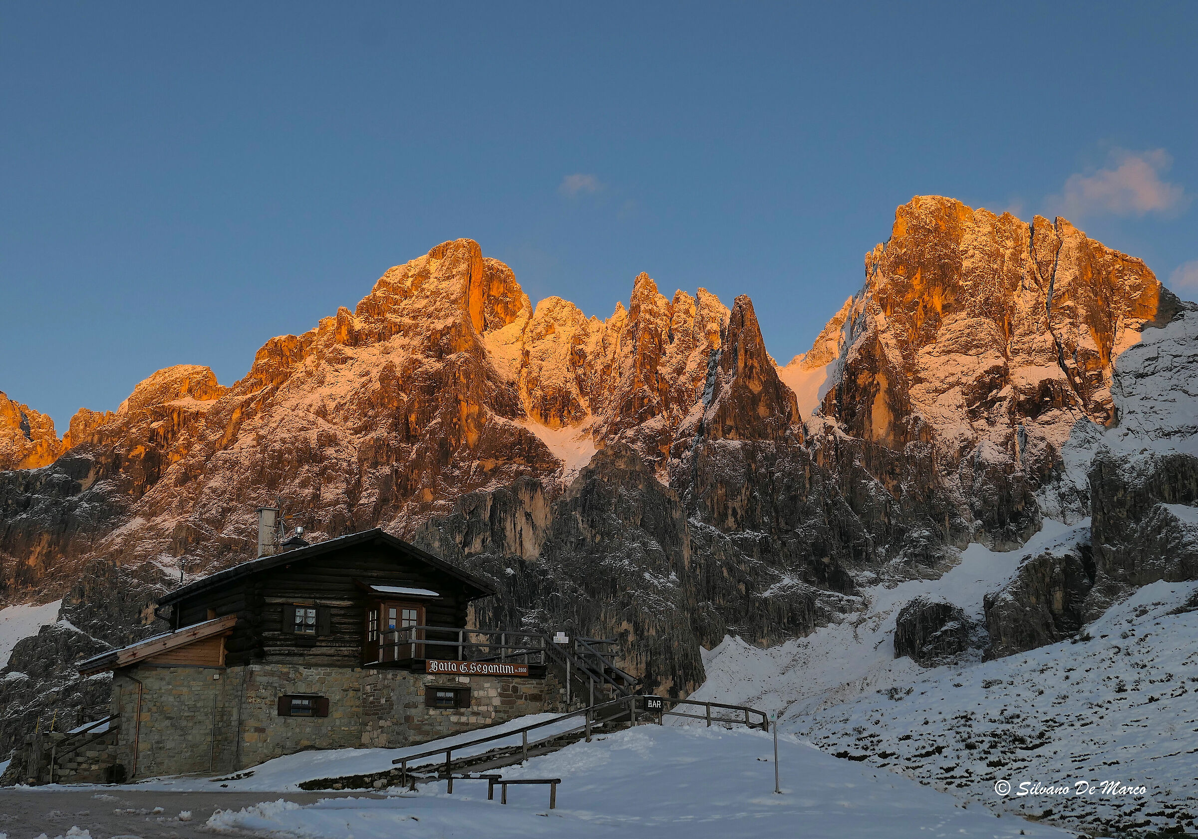 tramonto a baita Segantini ( pale di S.Martino )