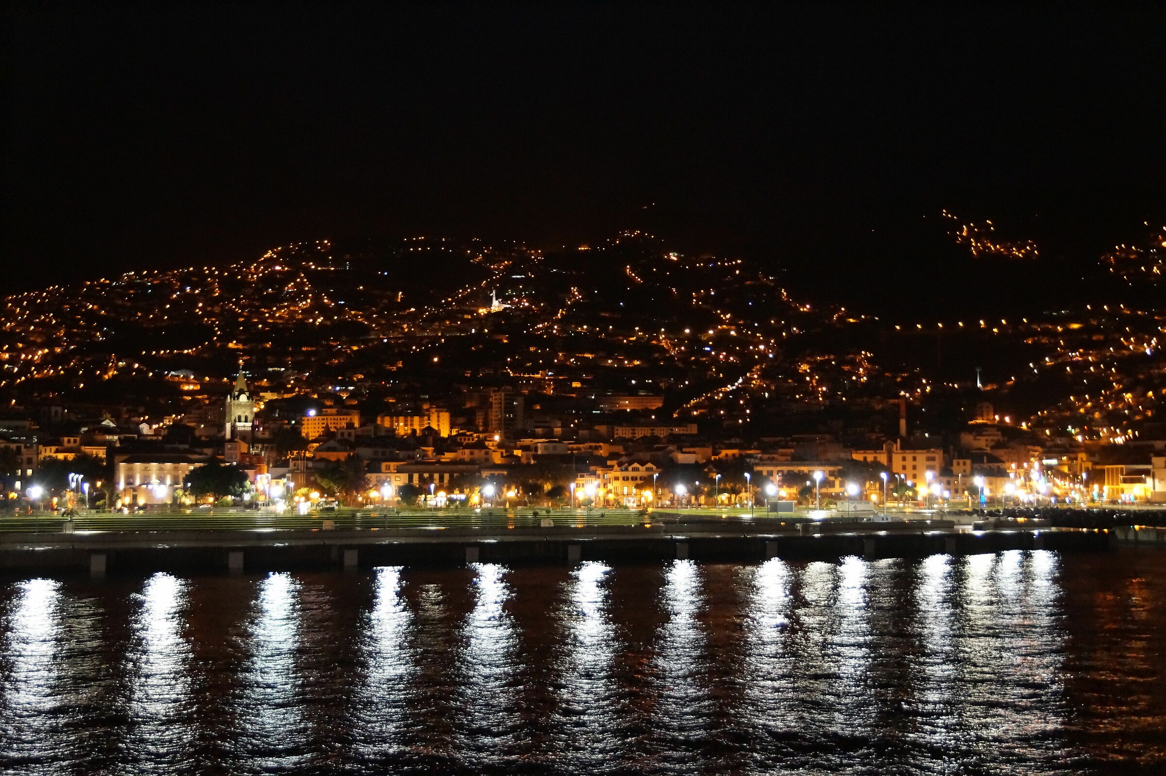 Funchal (Isola di Madeira) Prima dell'Alba