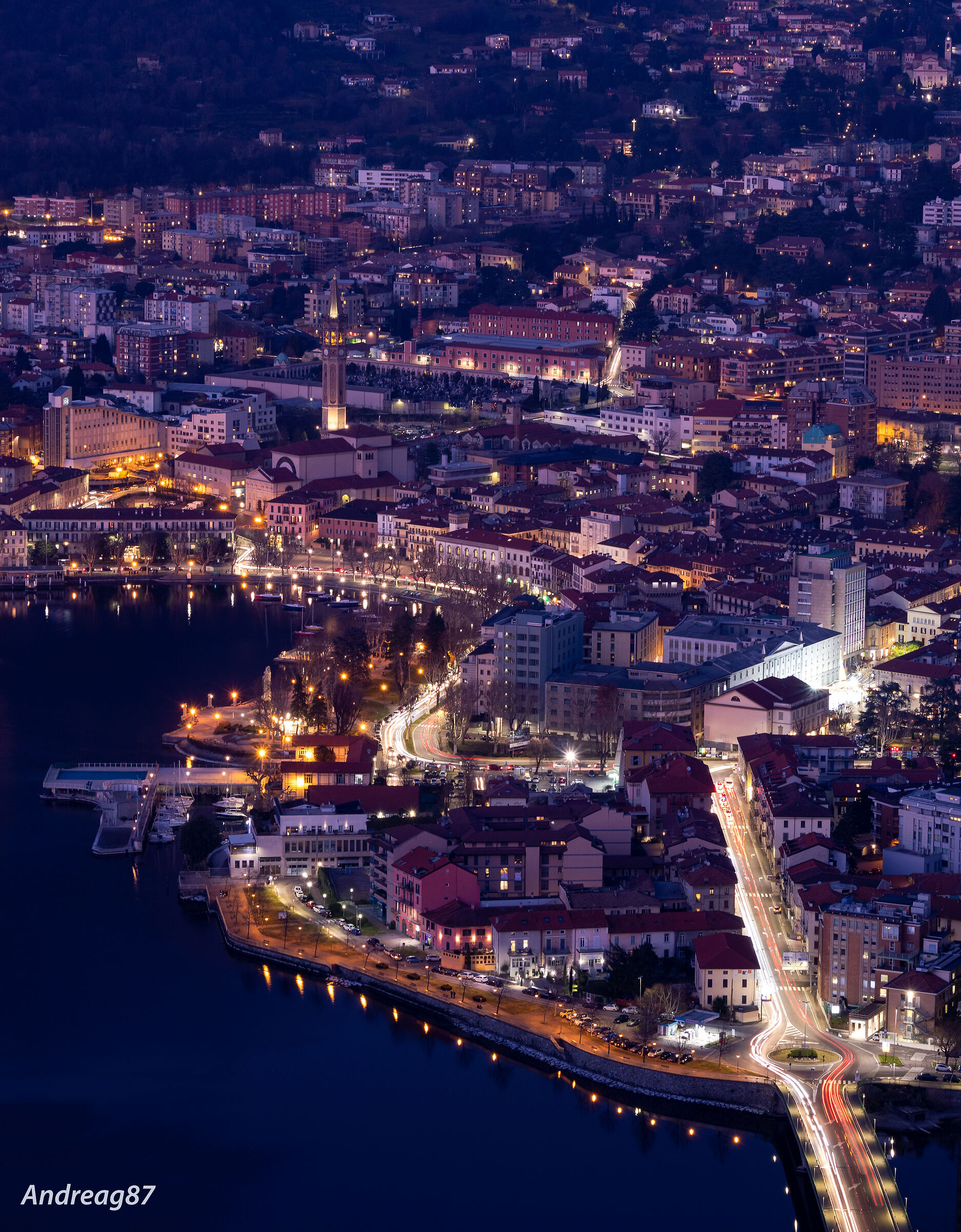 Città di Lecco - prime ore serali