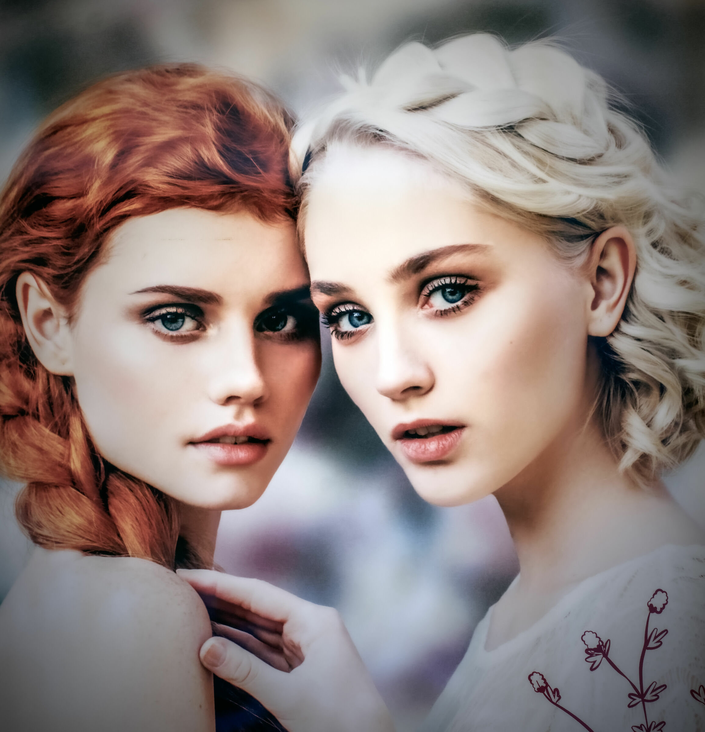 Different twins advertising