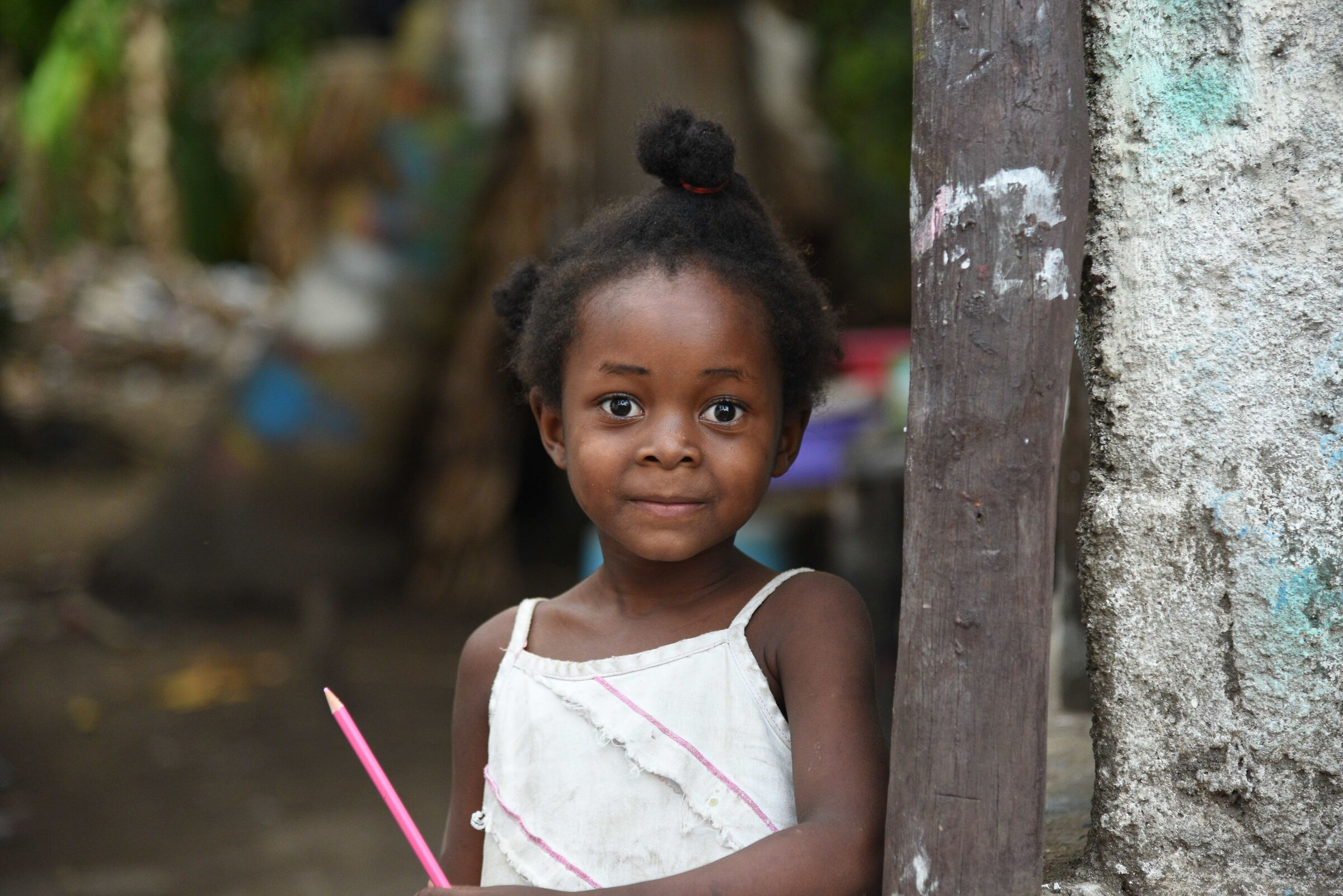 Nosy Be- daughter of artist painters