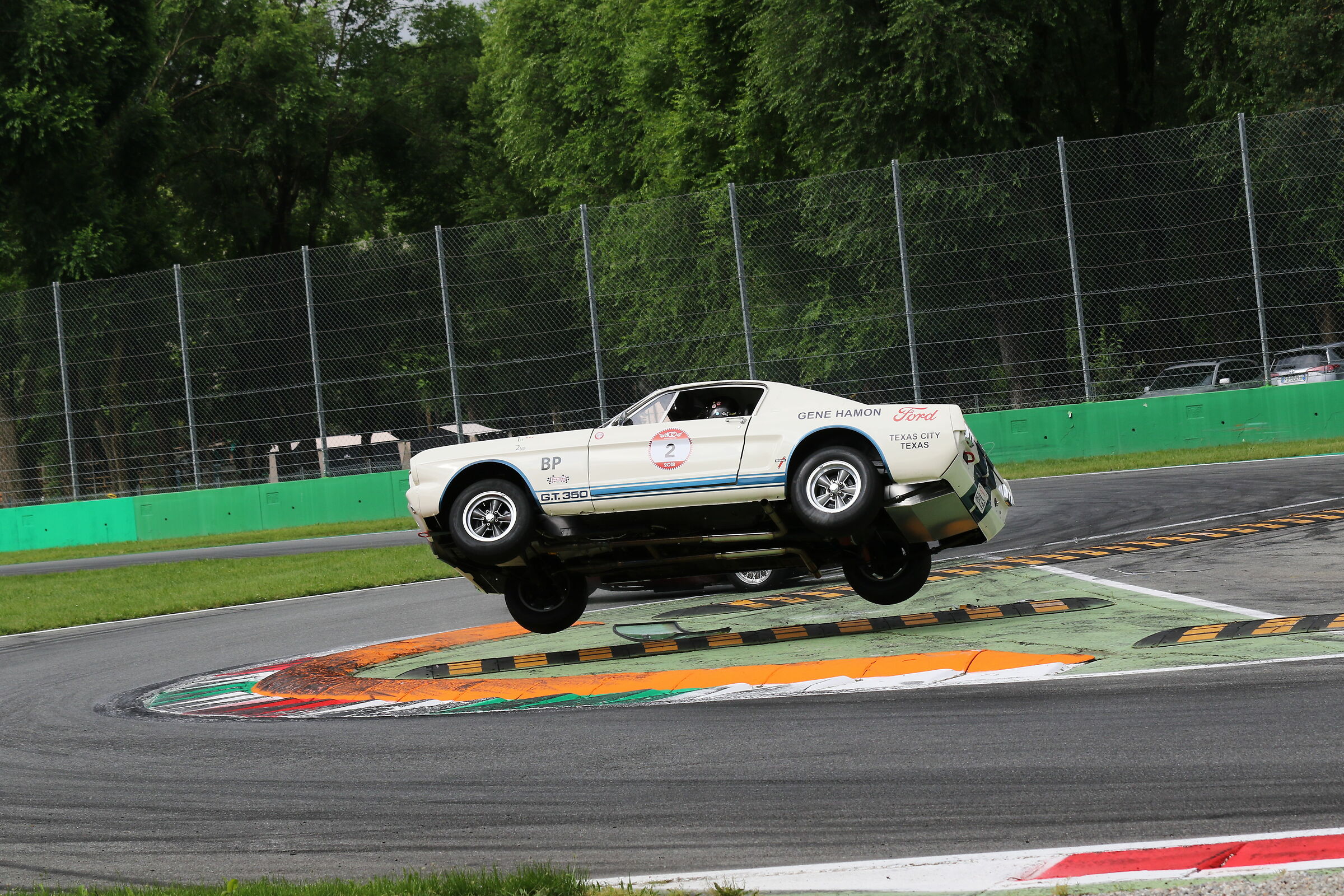 Capriola scours the moment