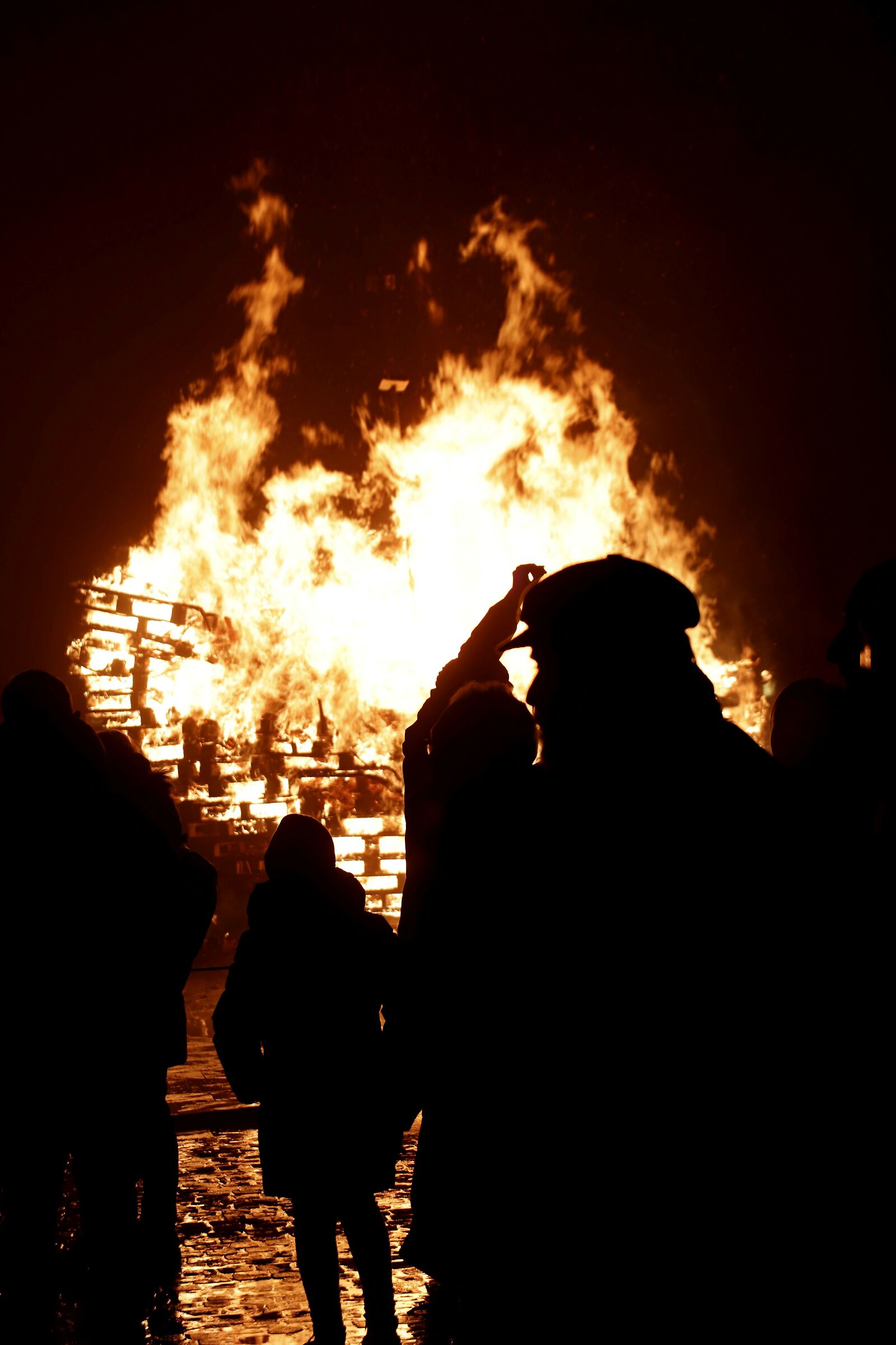 St. Anthony's Bonfire in Omate (MB)