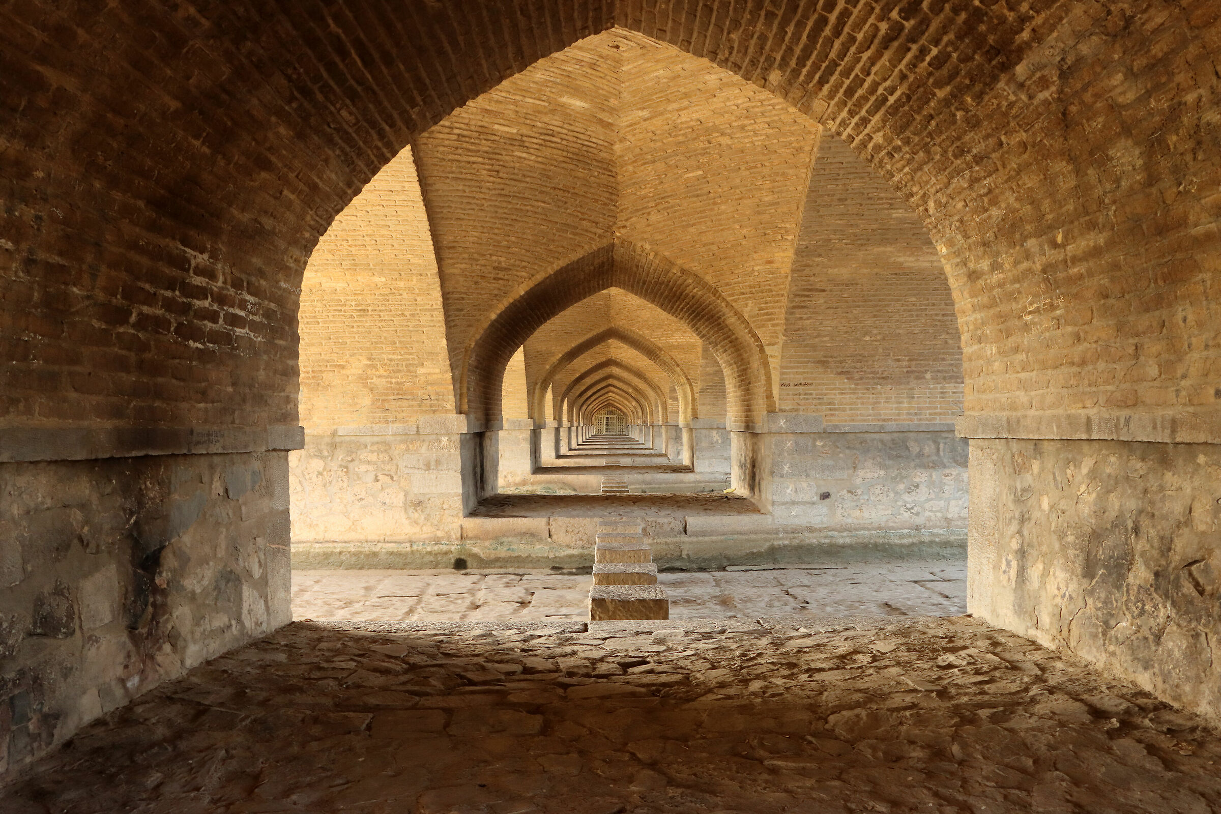 sotto i ponti di Isfahan