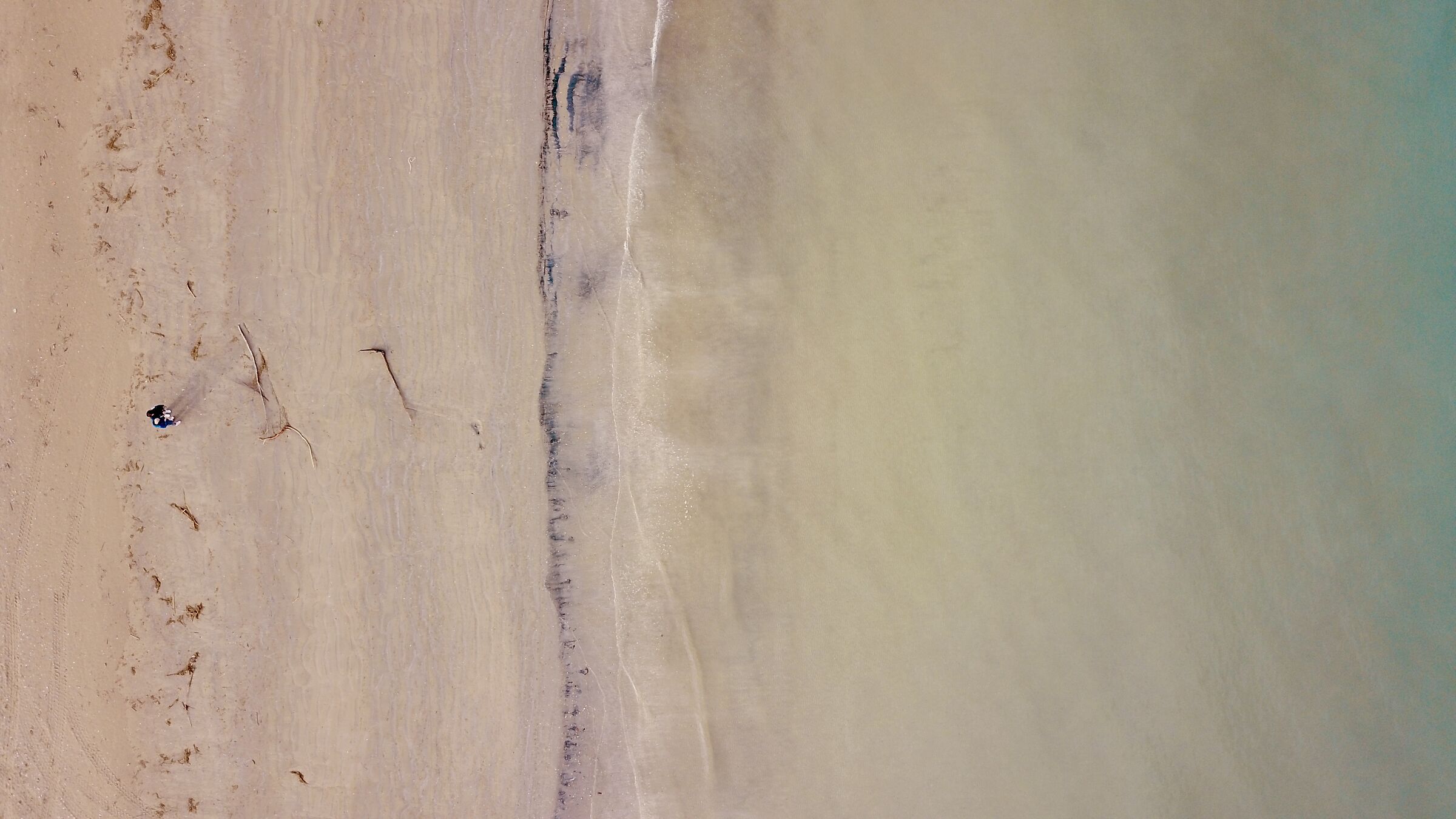 The colors of the sea