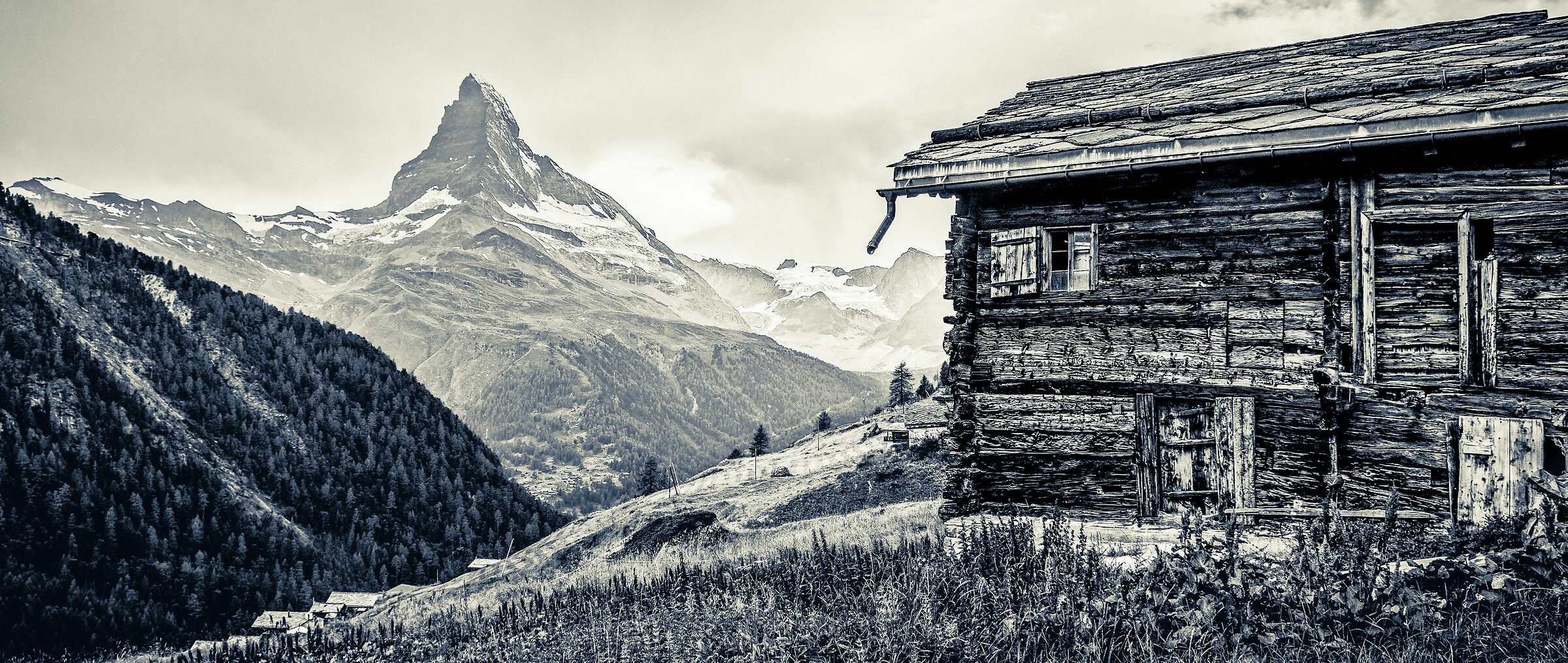 Il Cervino dal villaggio di Findeln (Svizzera)