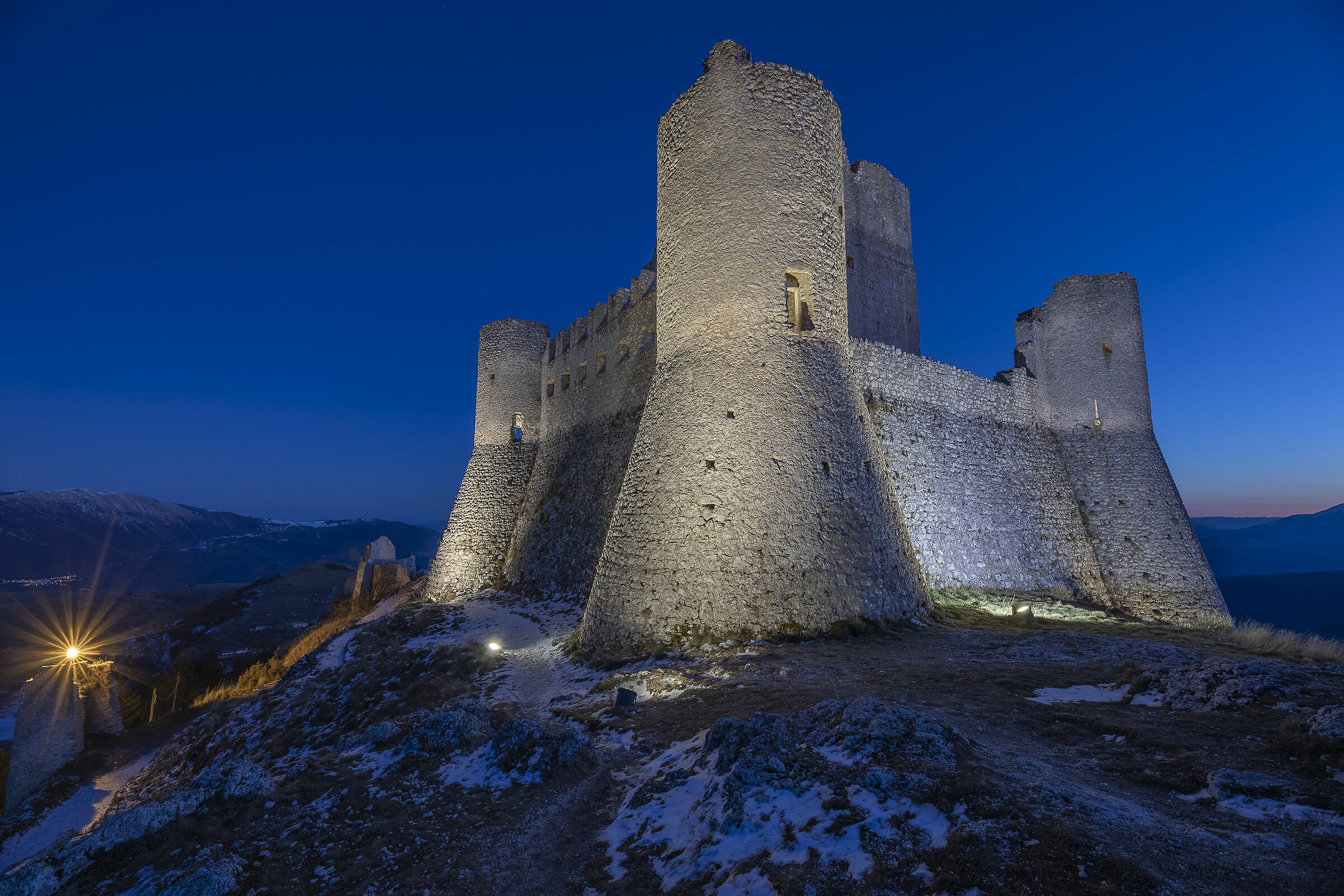 Rocca Calascio all'ora blu