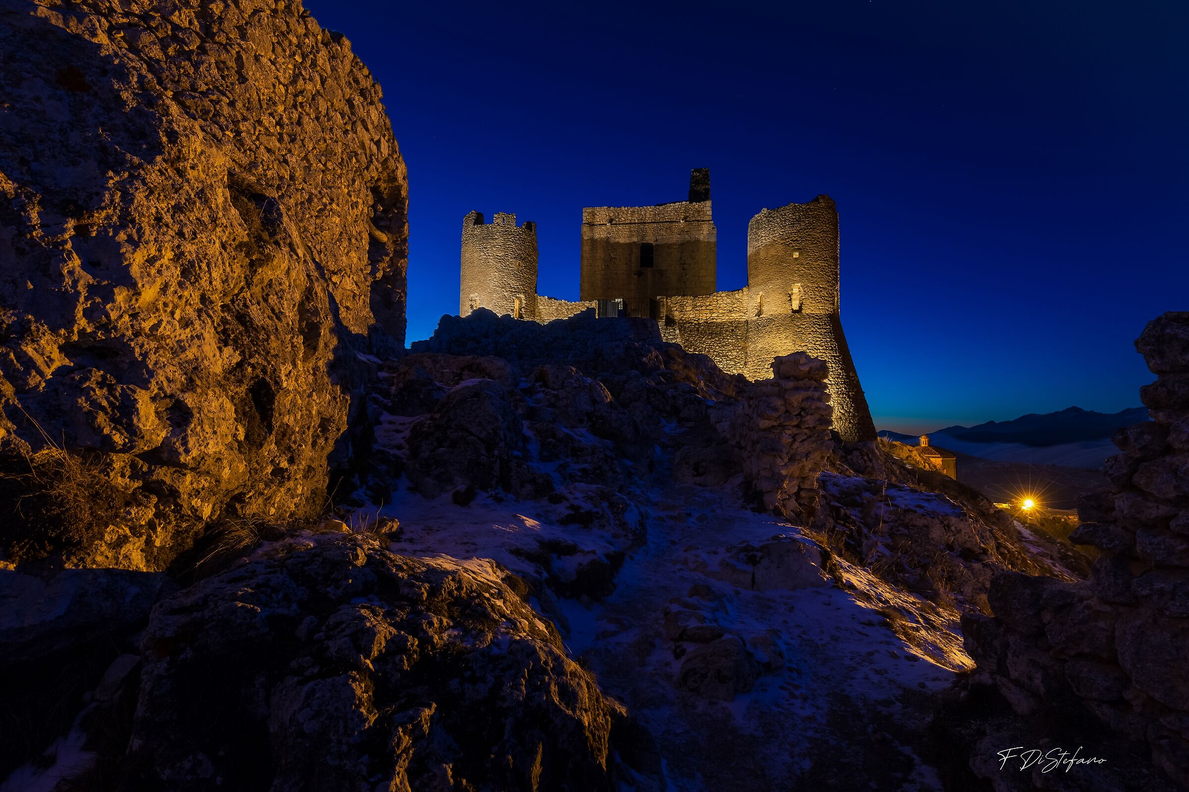 Calascio blue hour