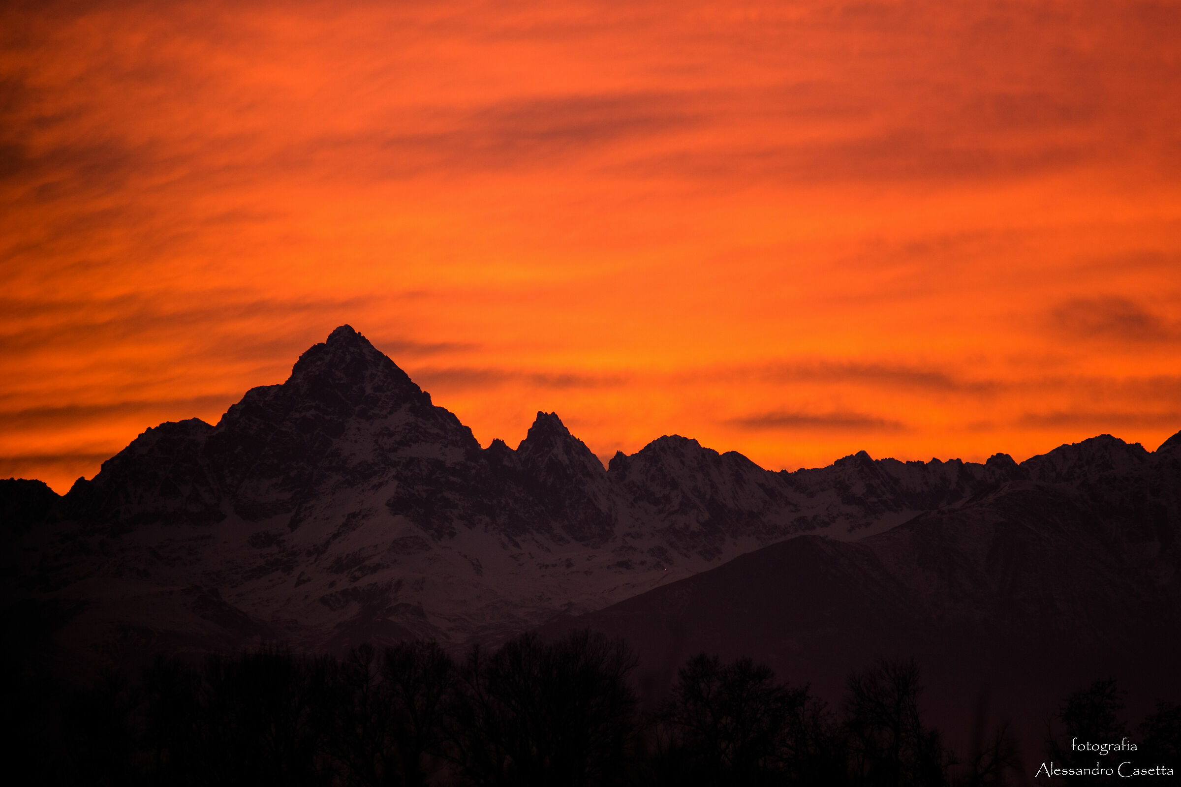 Monviso skyline