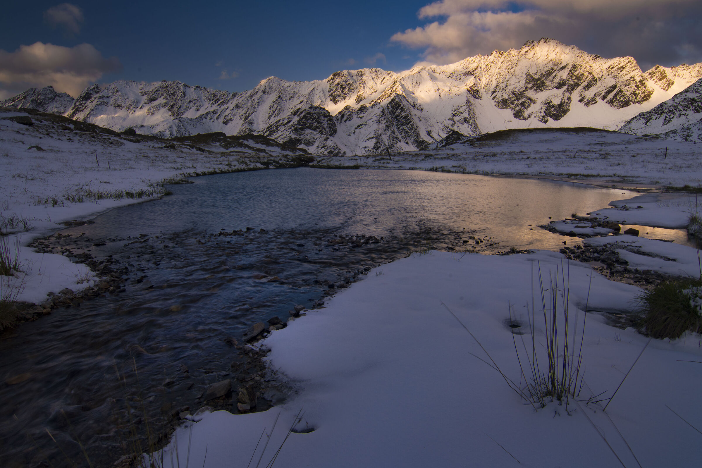 Prima neve al Laghetto di Gaviola (Valle delle Messi)