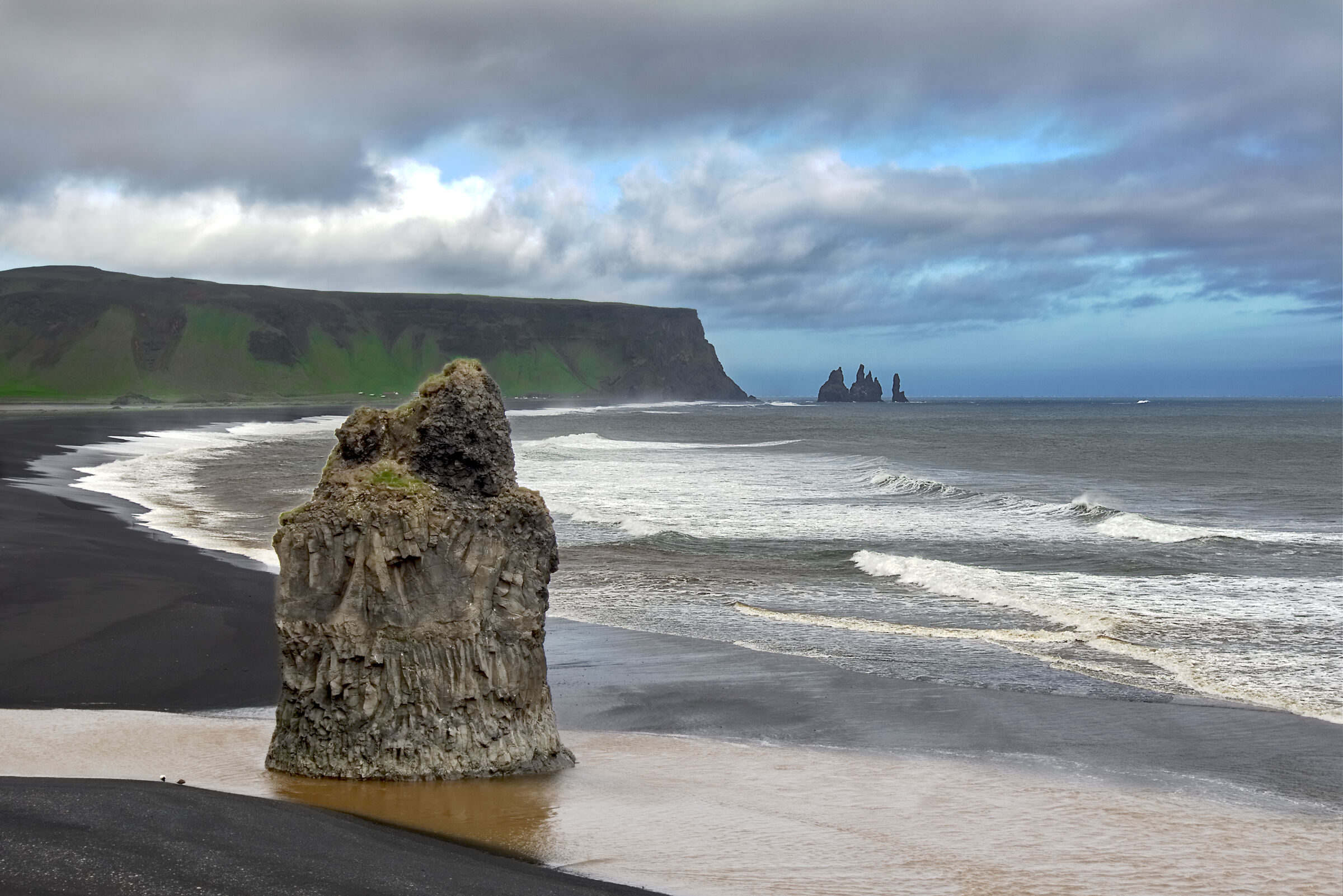 Reynisfjara Beach