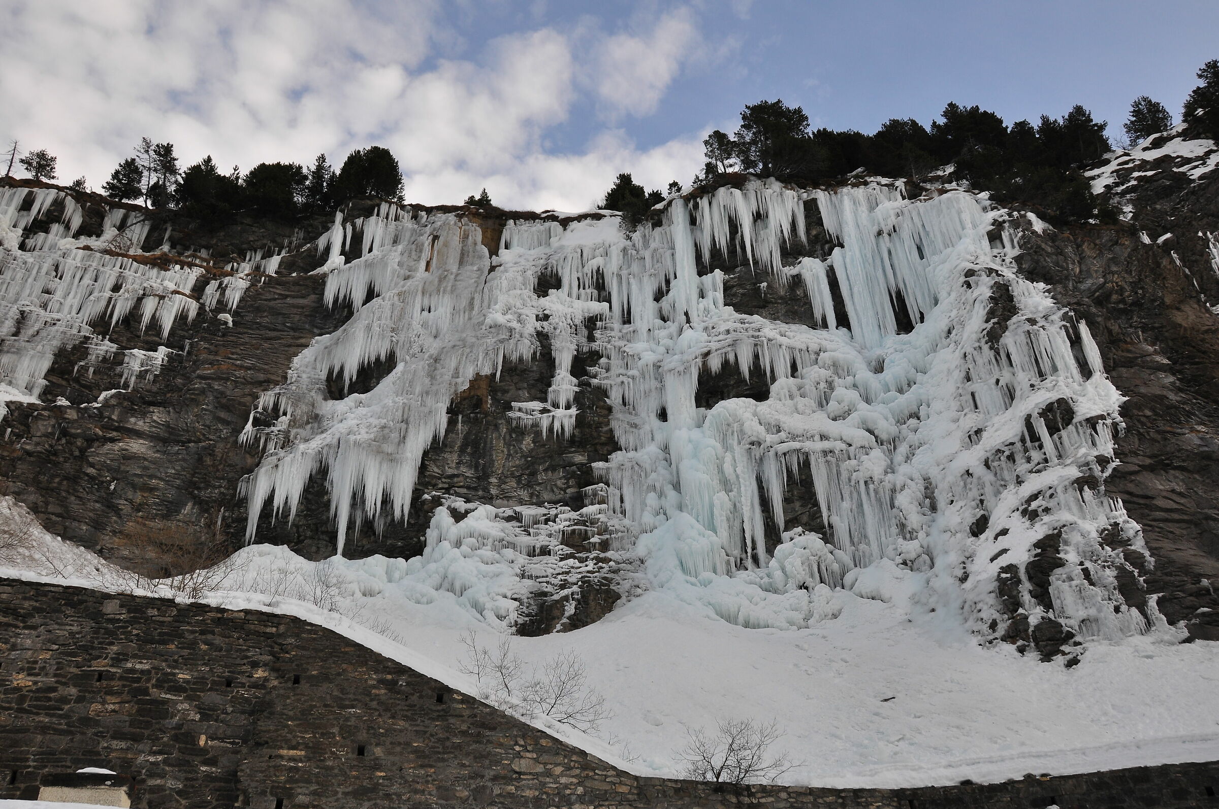 cascata di  ghiaccio  Moncenisio  F