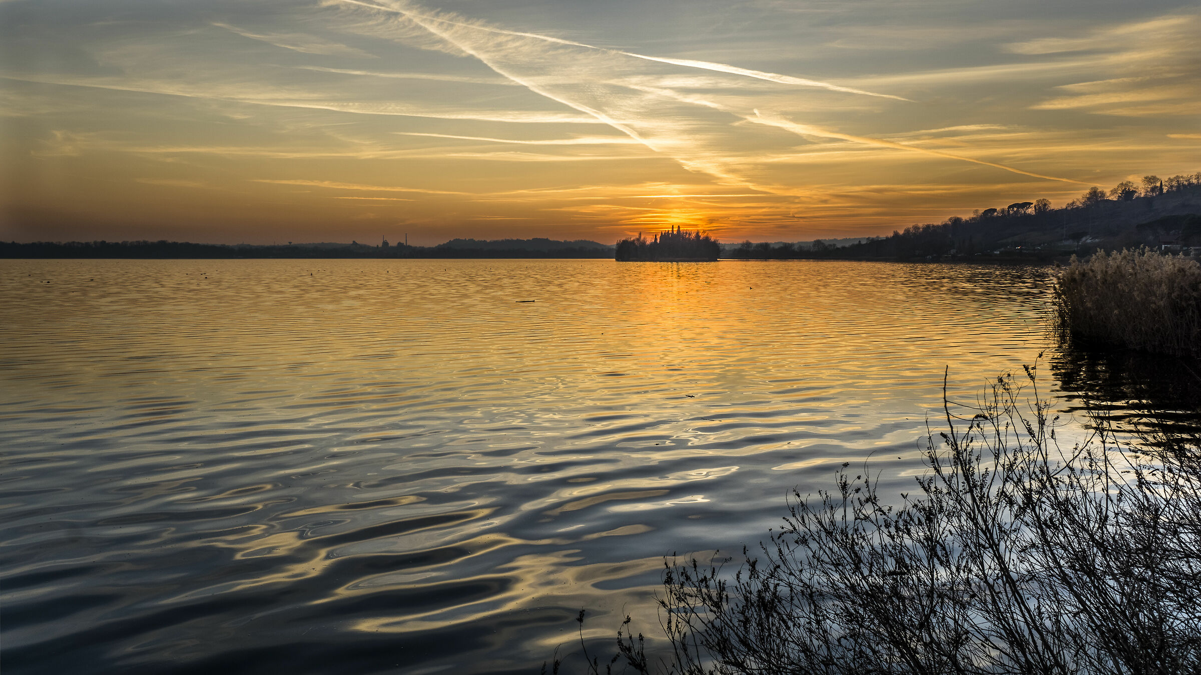 Pusian Lake, sunset