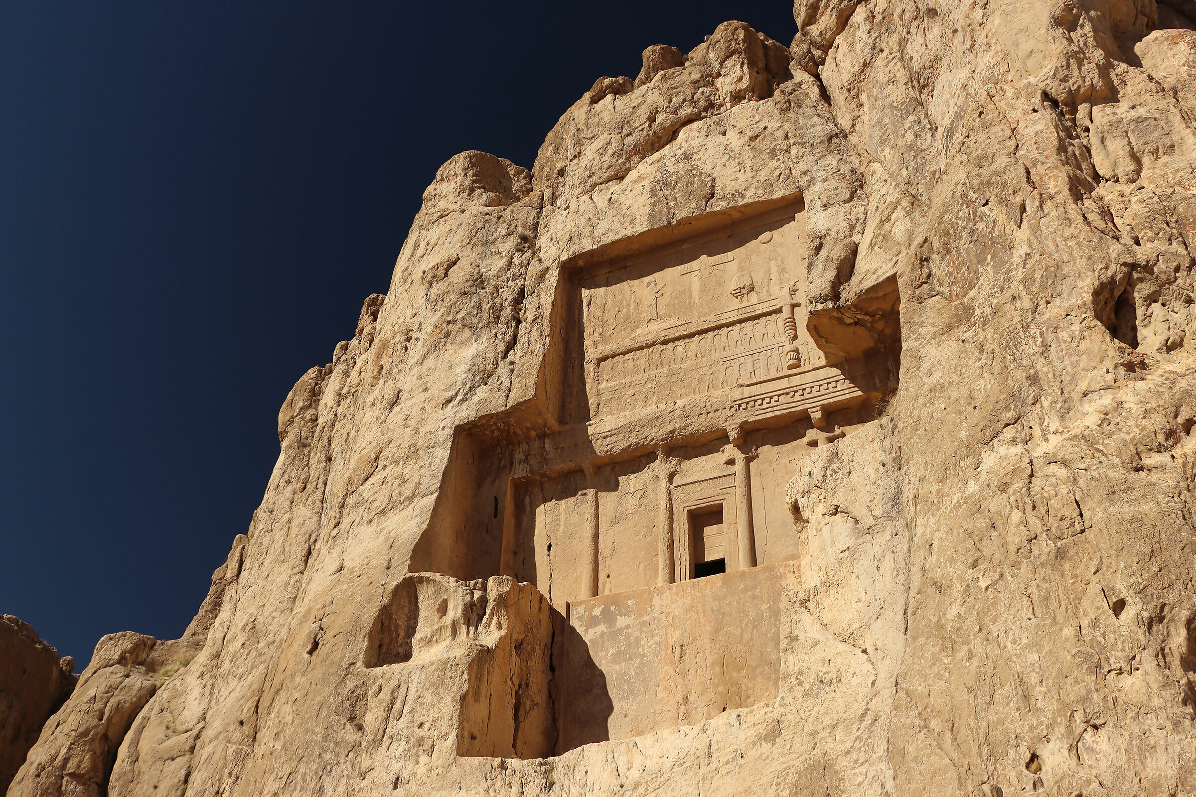 Naqsh-e-Rostam -il culto -