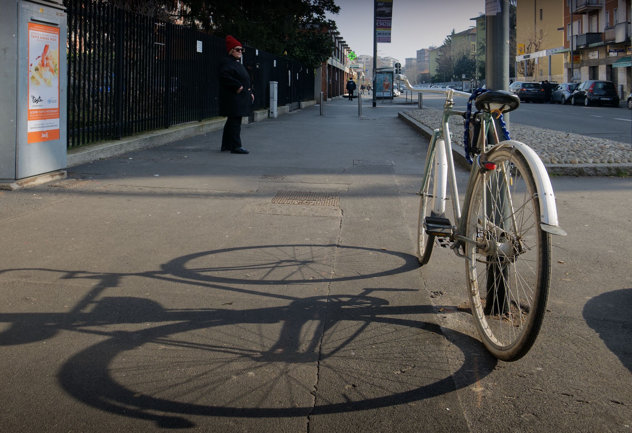 The shadow and the red hat