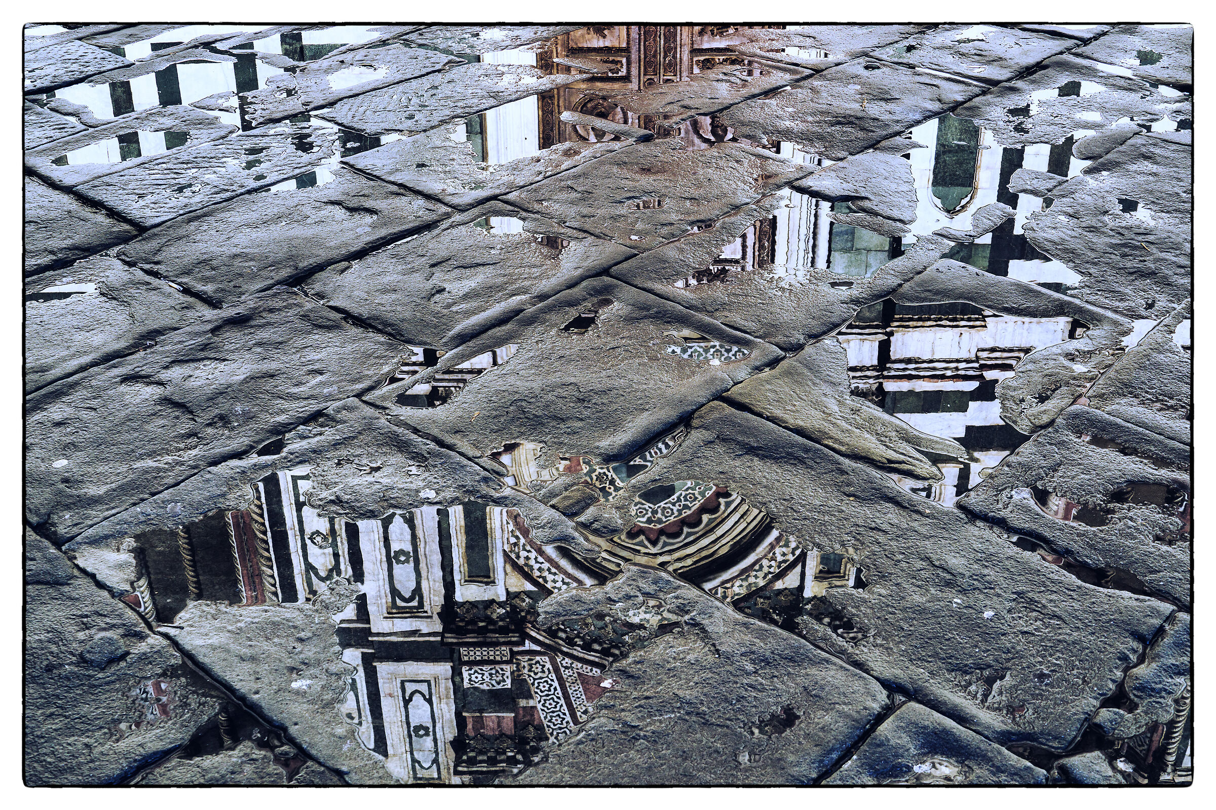 Puzzle di luce e acqua