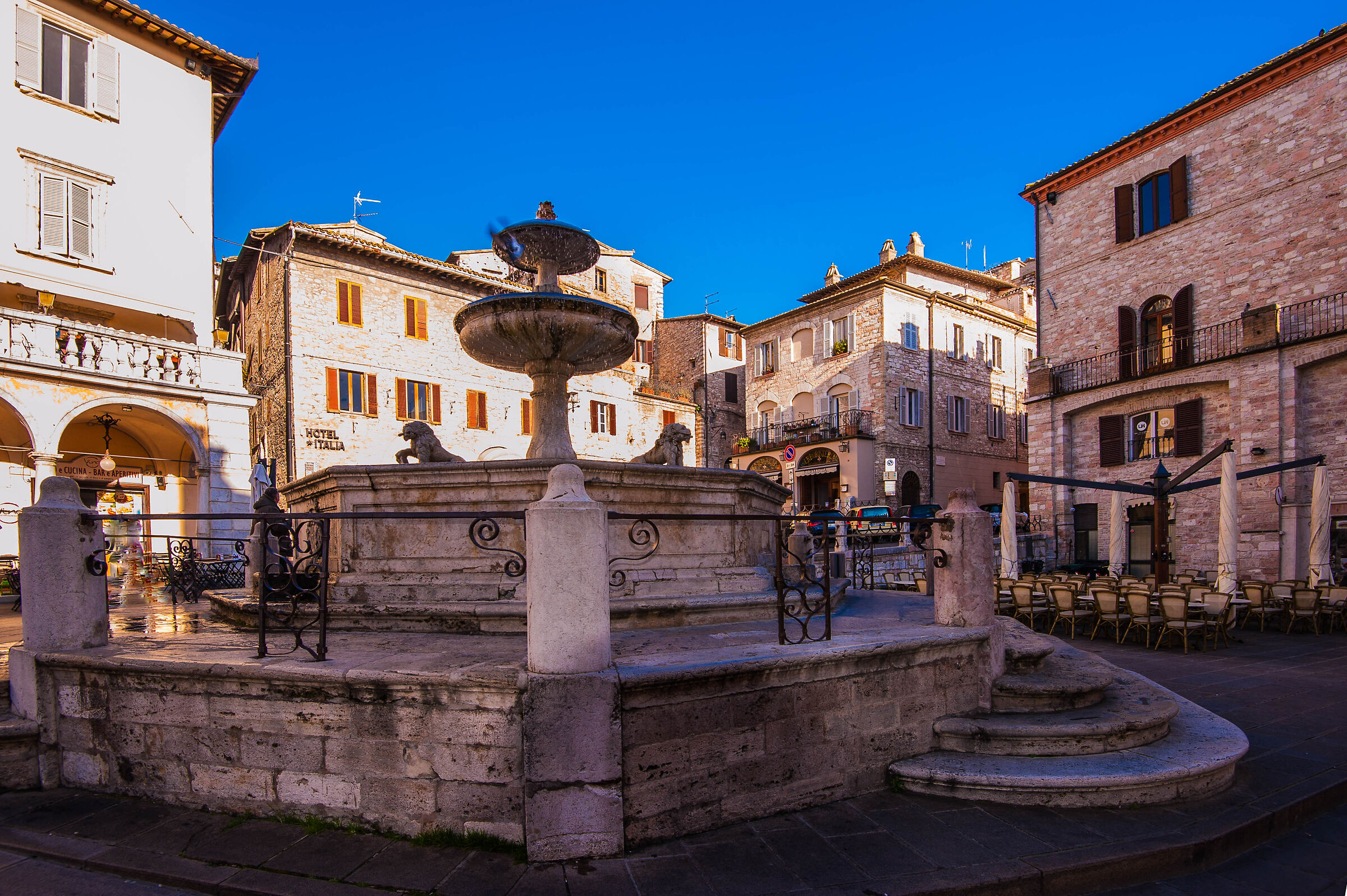 Assisi / Town Square
