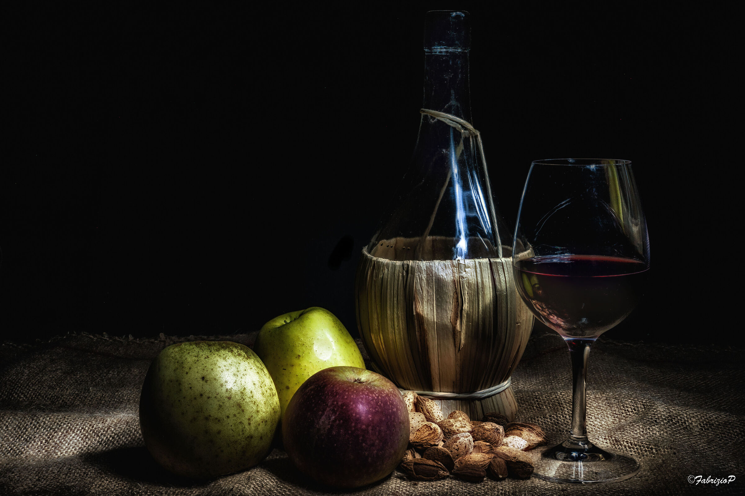 Una mela al giorno toglie ...... con un ottimo vino