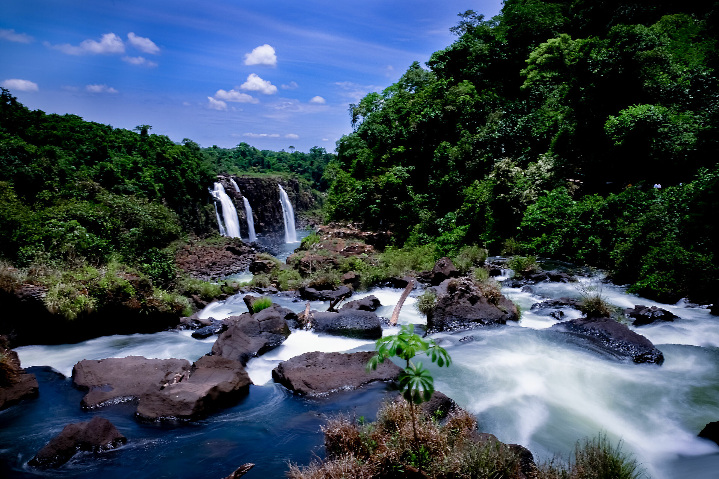 Iguazu falls 18mm, f:11, 1 sec, Iso 400 (Filtro nd)