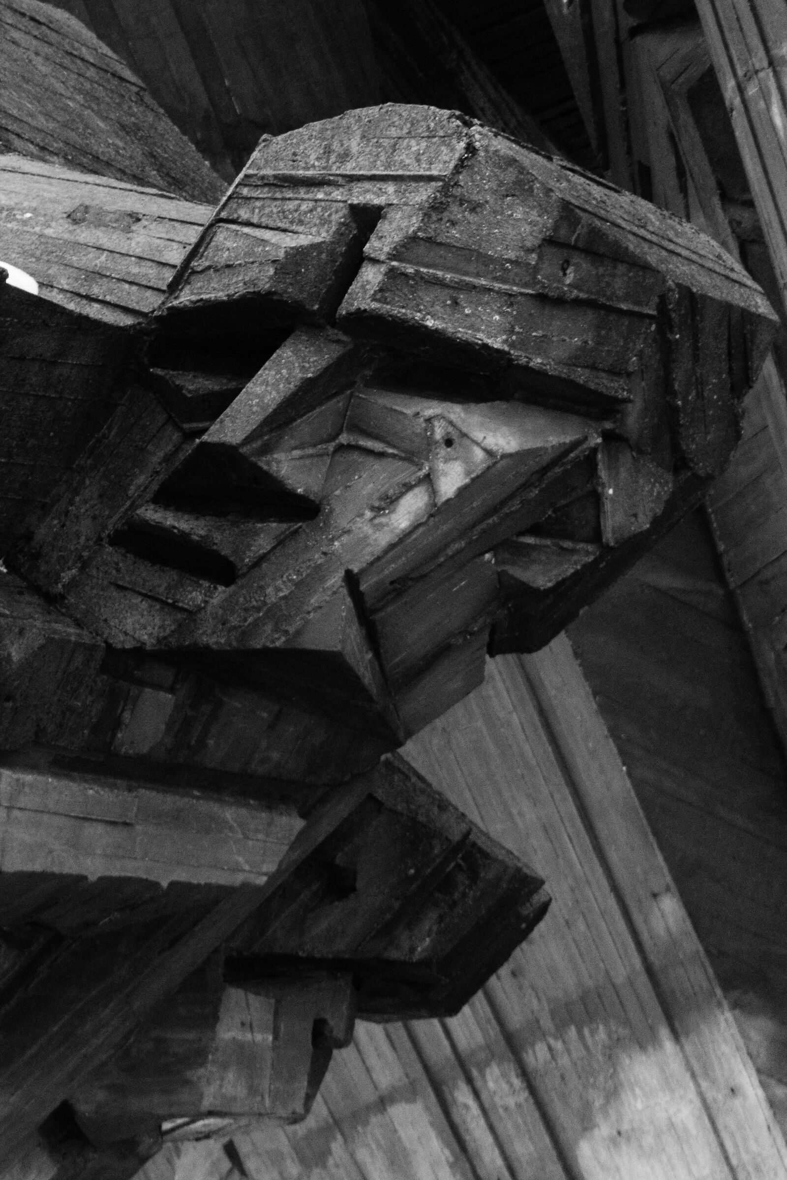 Face, Devintas Fortas Kaunas