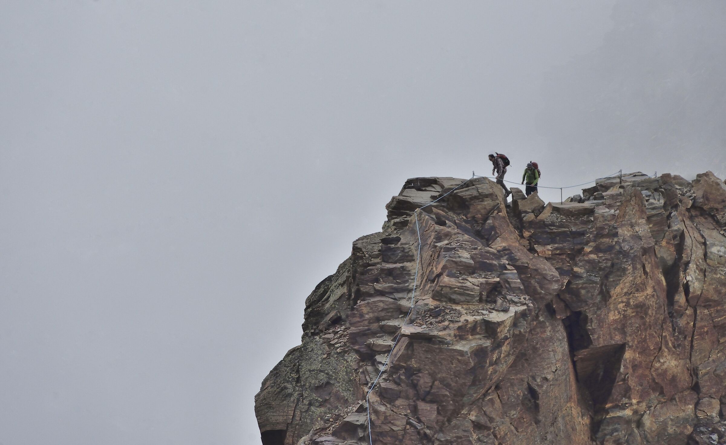particolari lungo la cresta finale