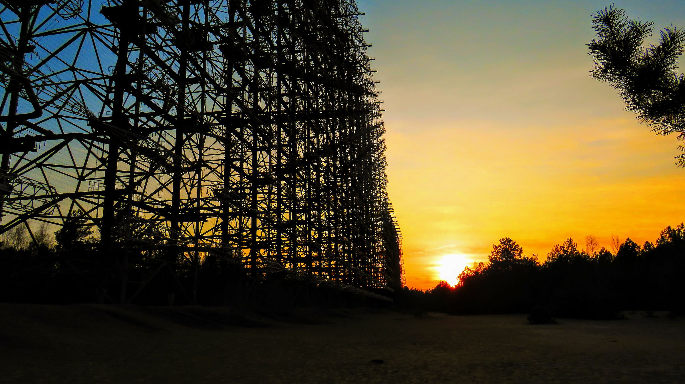 Il duga al tramonto