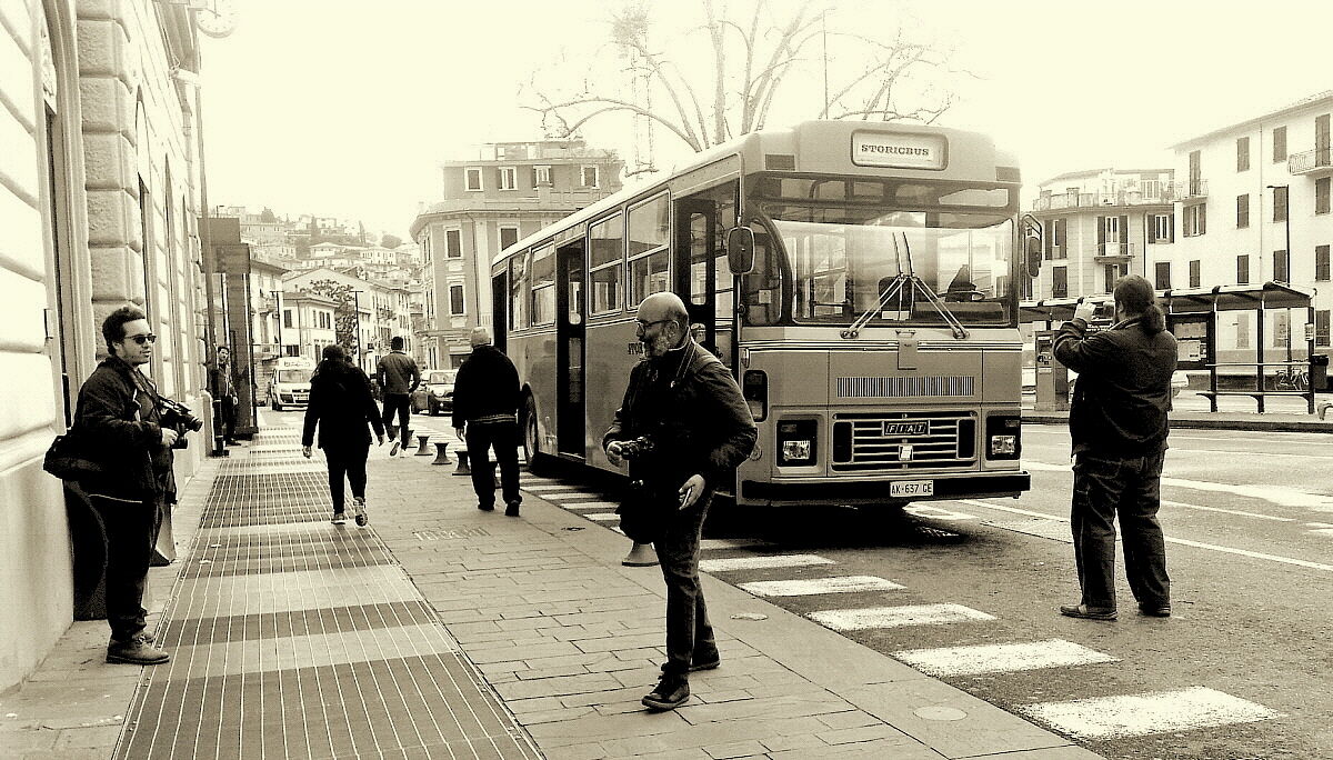 Tutti in coda per lo StoricBus