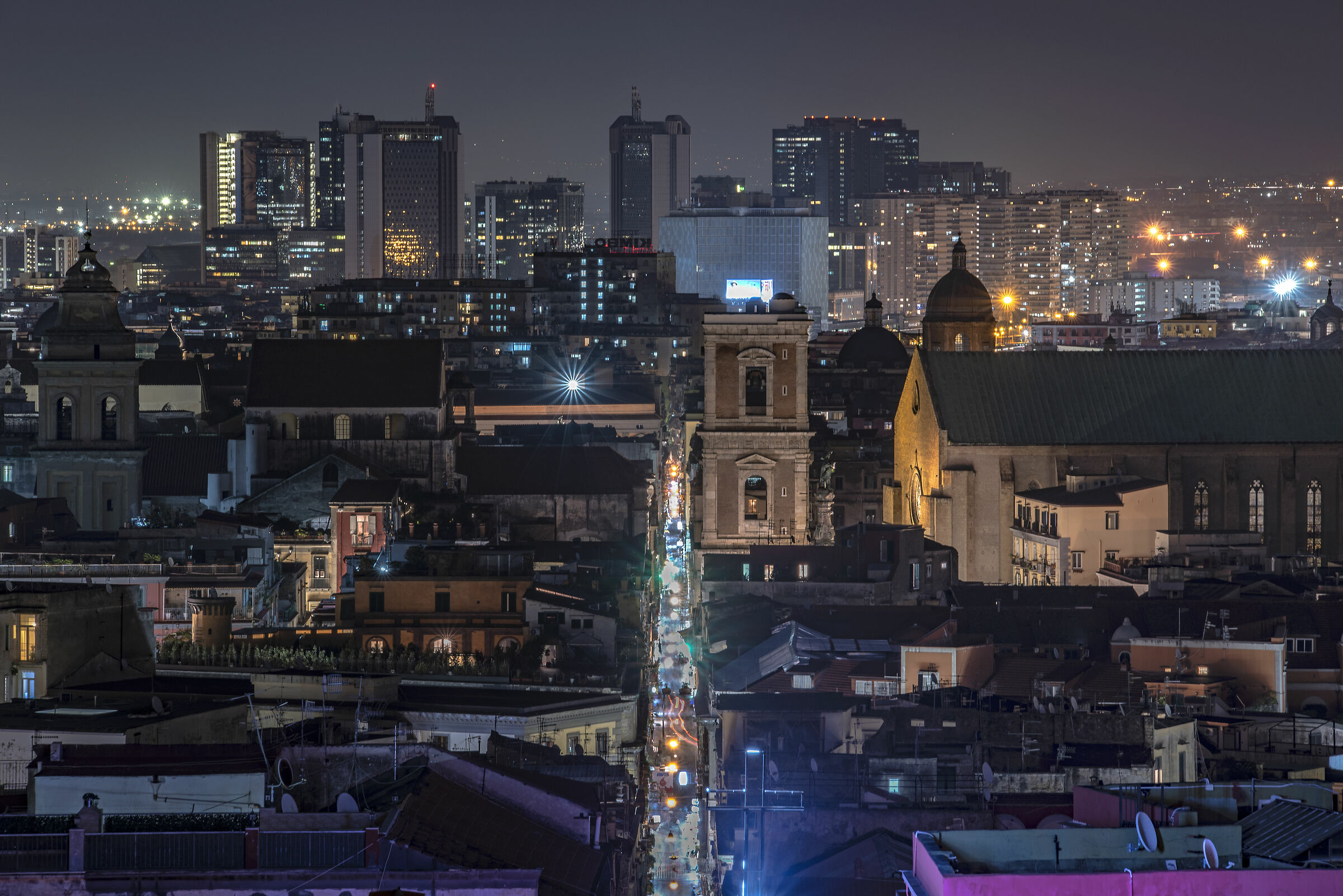 Vista Napoli, Directional Center