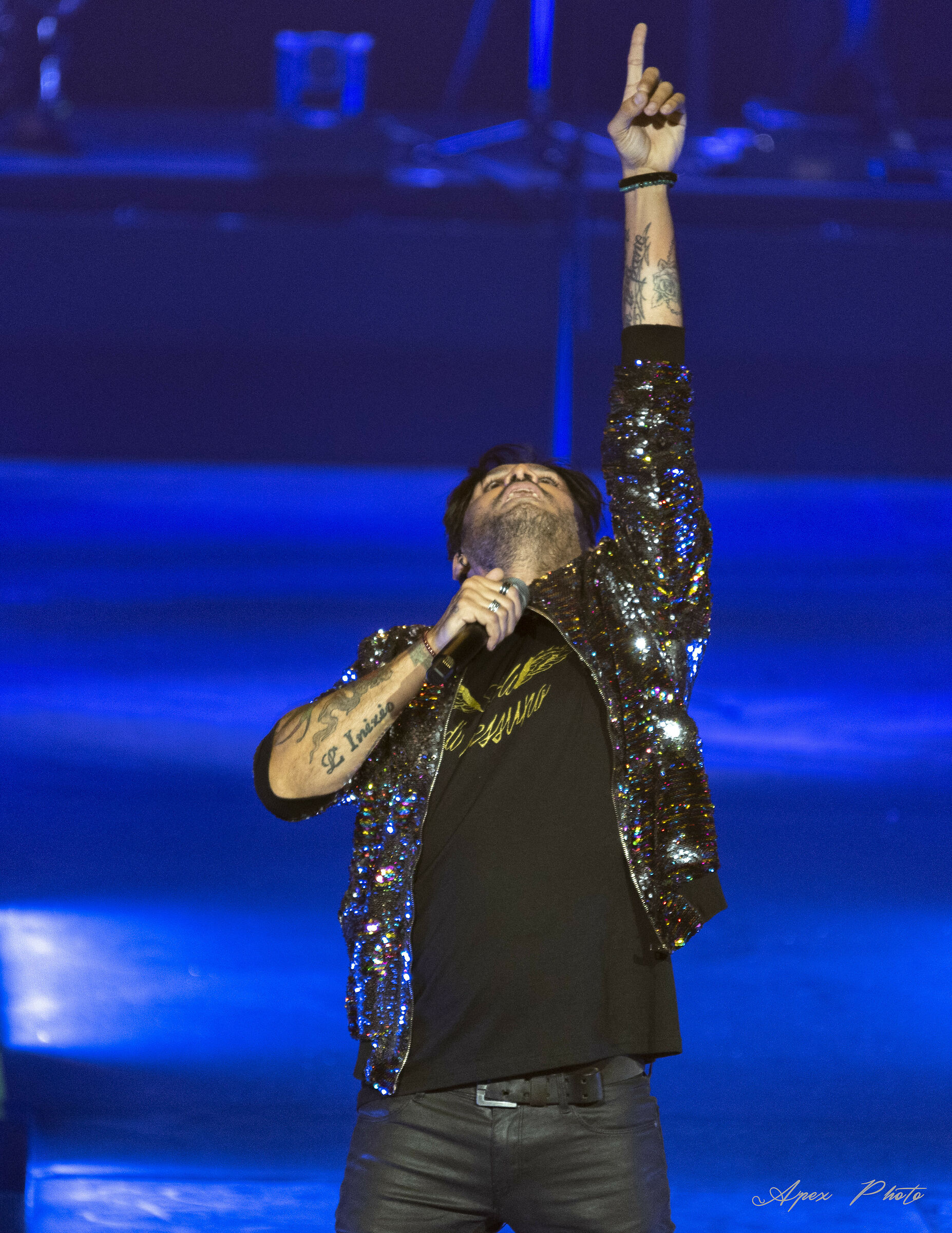 fabrizio moro #figlidinessunotour roma